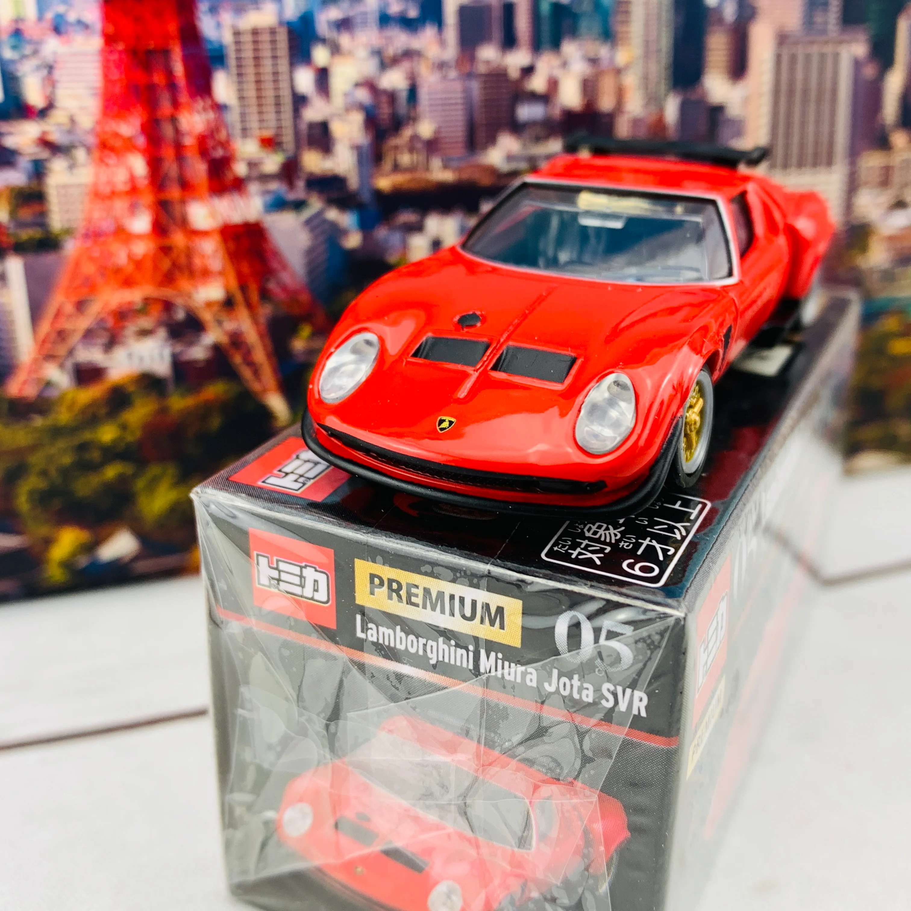 Tomica Premium 05 Lamborghini Miura Jota SVR - Image 3