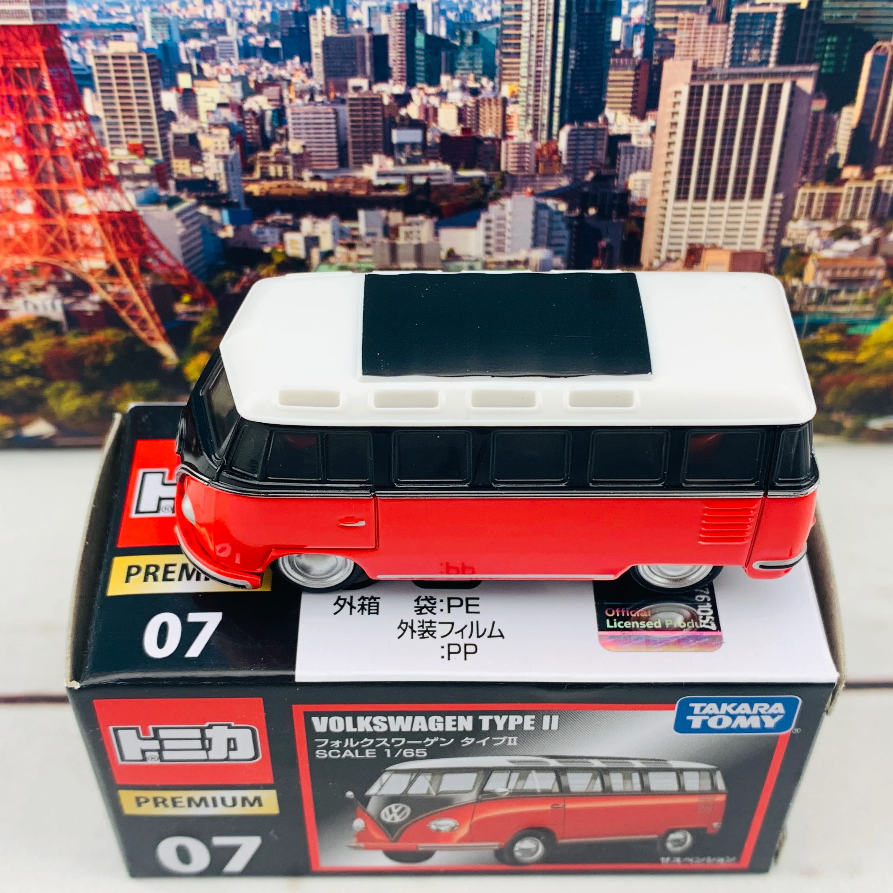 Tomica Premium 07 VOLKSWAGEN TYPE II - Image 4