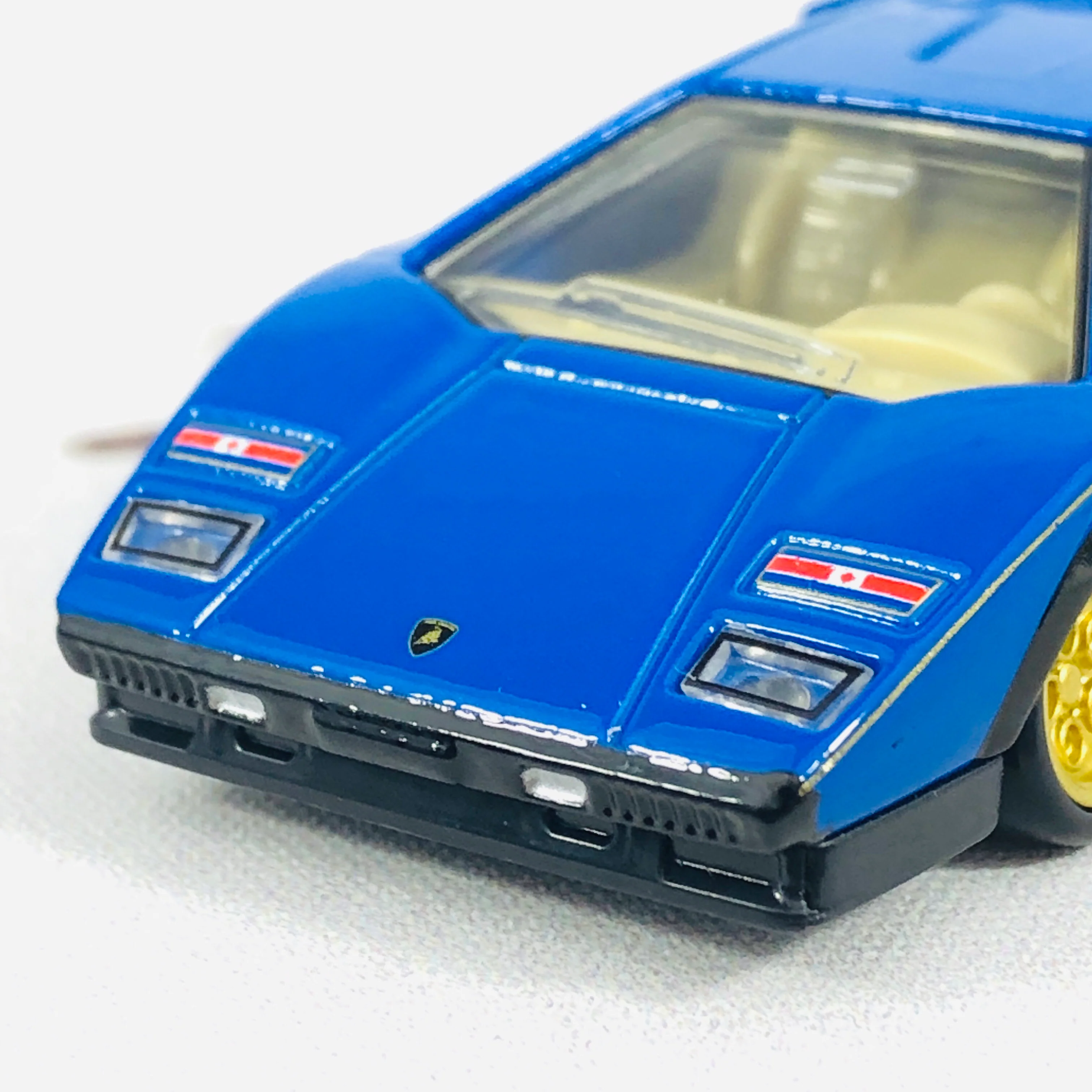 Tomica Premium 10 Lamborghini Countach LP500S - Image 5