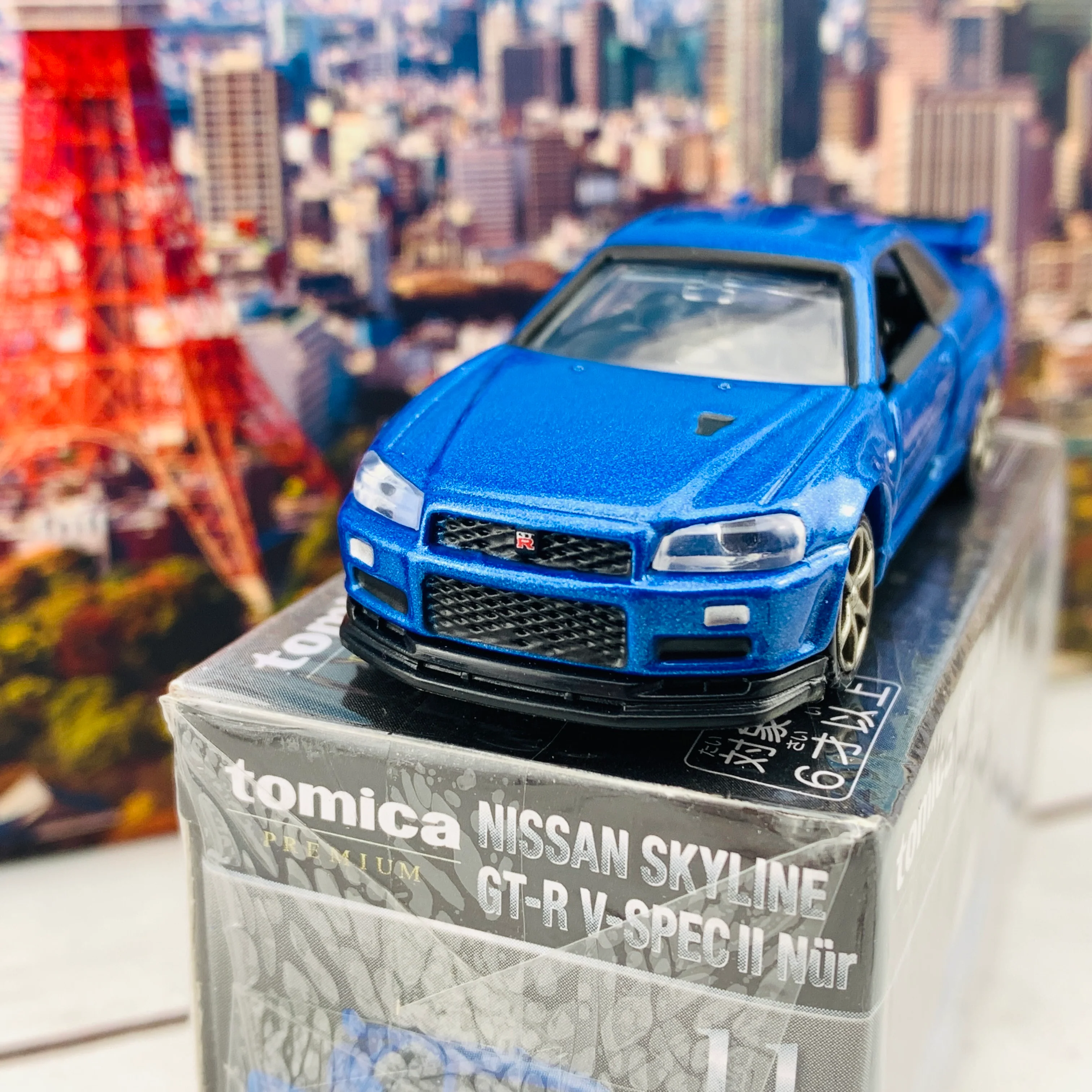 Tomica Premium 11 NISSAN SKYLINE GTR V-SPEC II Nür - Image 3