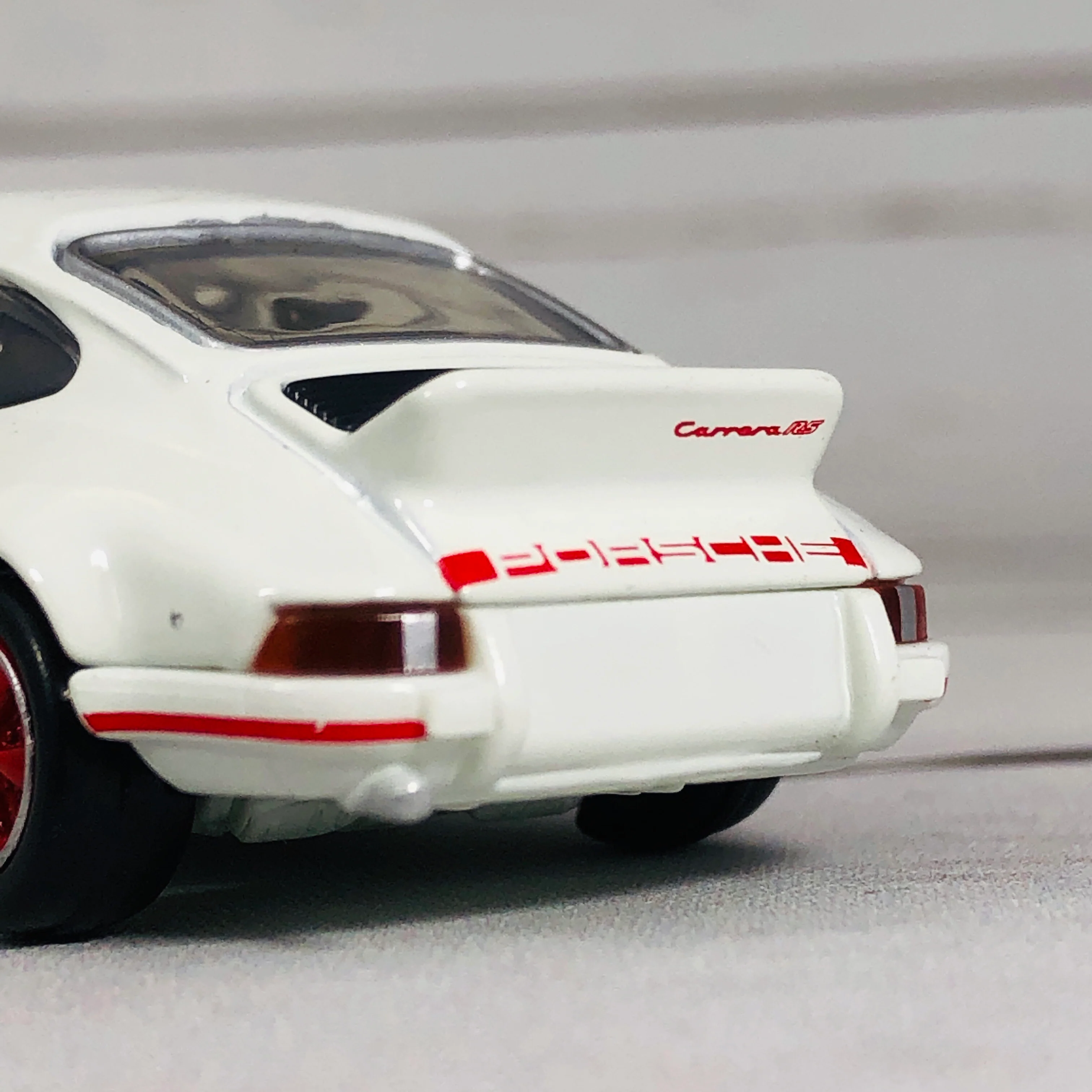Tomica Premium 12 Porsche 911 Carrera RS 2.7 - Image 9