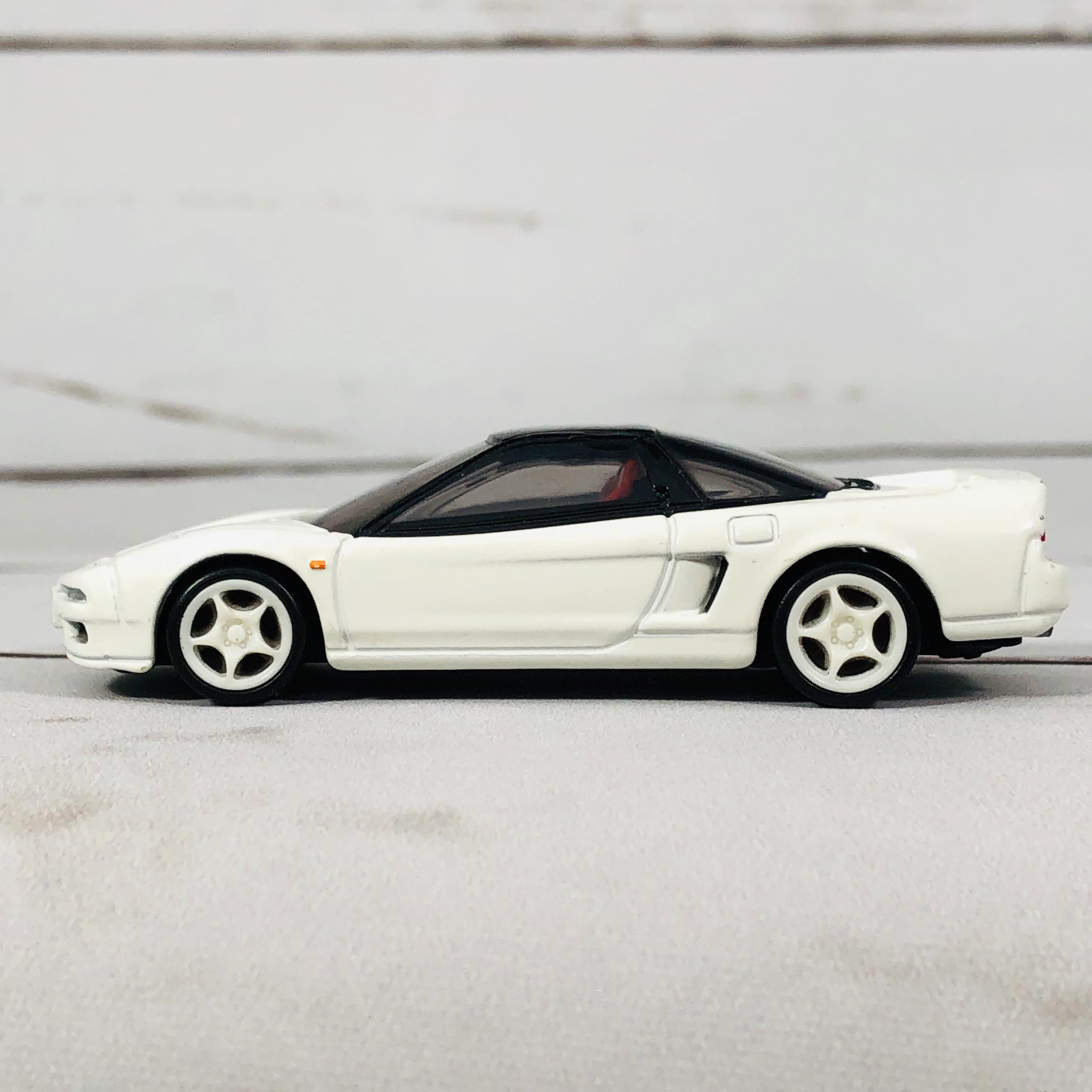 Tomica Premium 21 Honda NSX Type R - Image 10