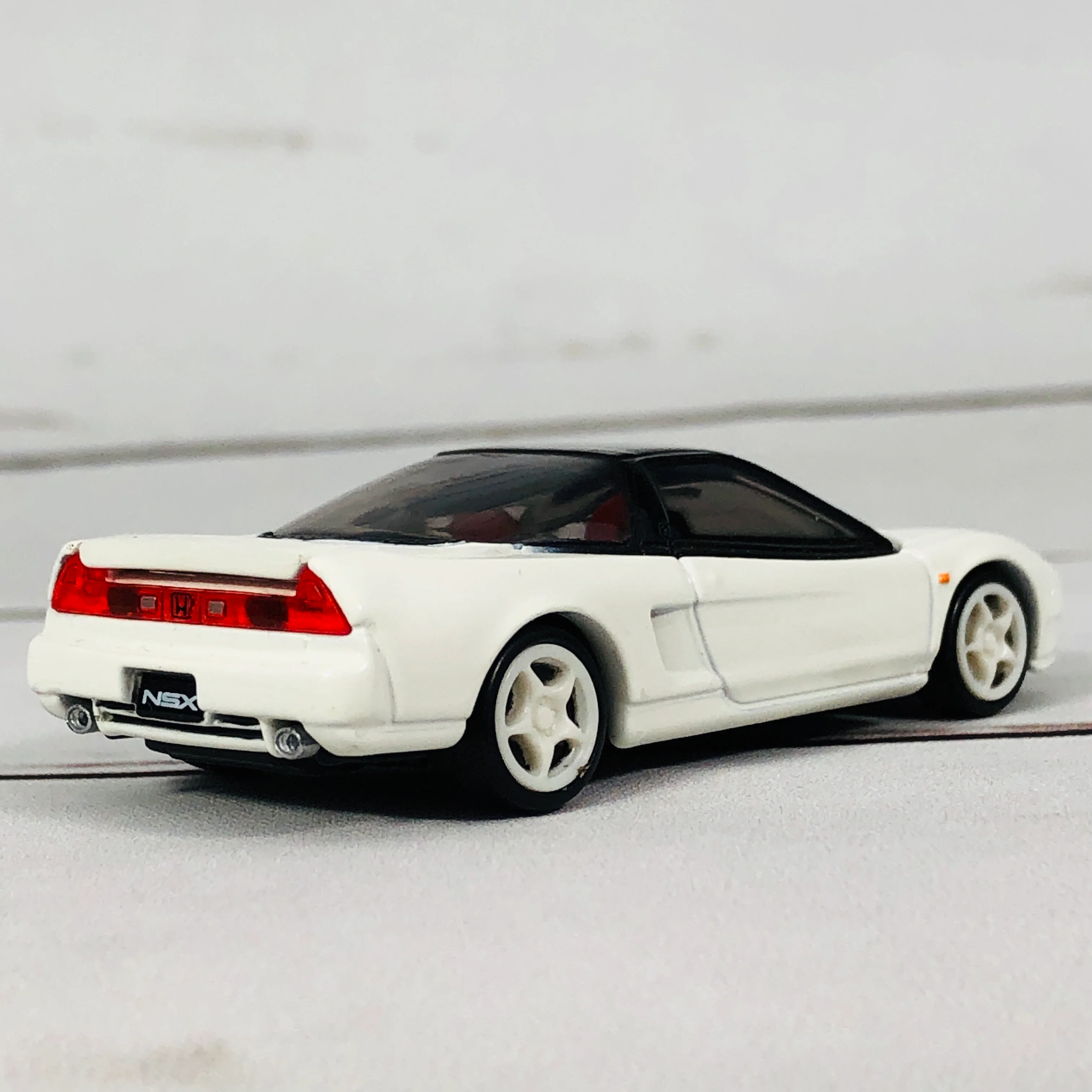 Tomica Premium 21 Honda NSX Type R - Image 11