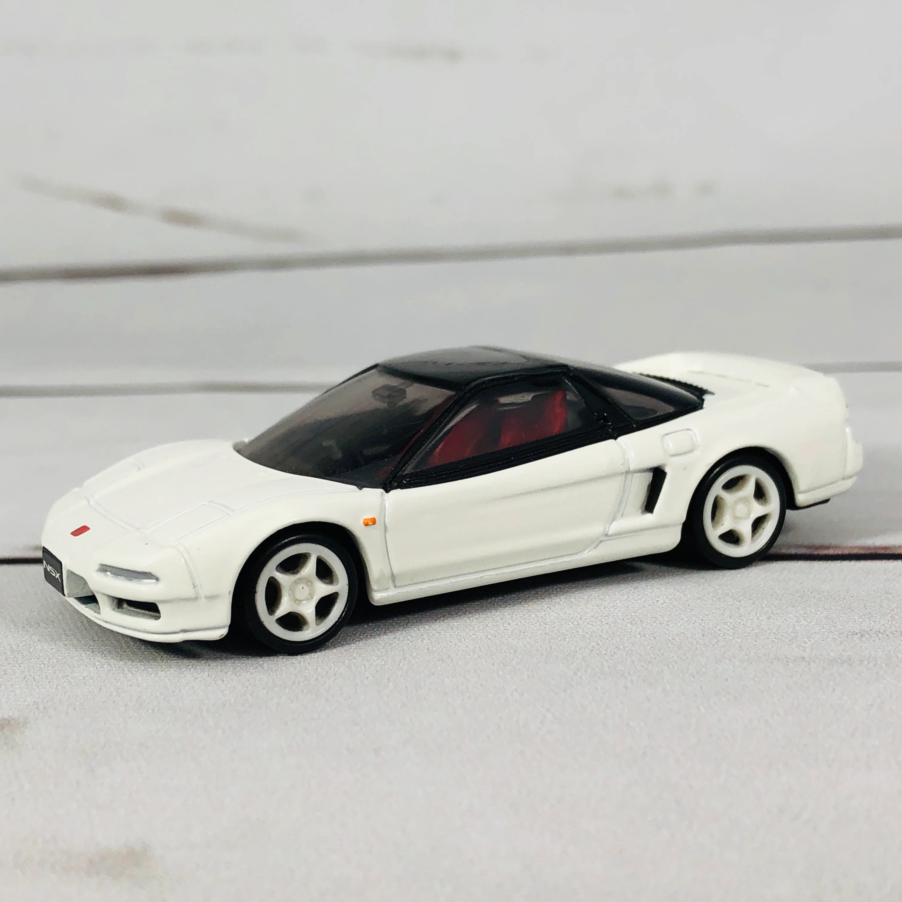 Tomica Premium 21 Honda NSX Type R - Image 6