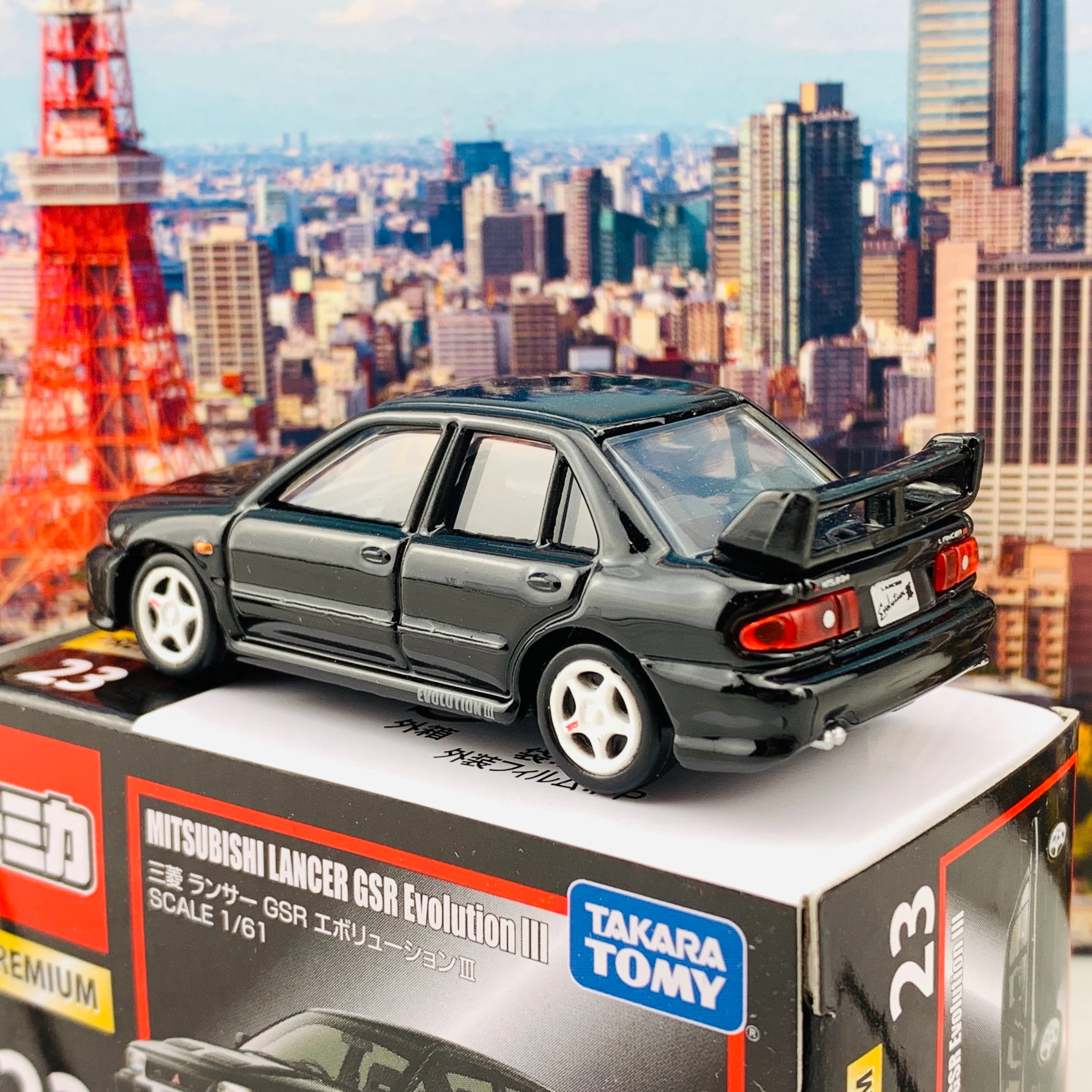 Tomica Premium 23 Mitsubishi Lancer GSR Evolution III - Image 3