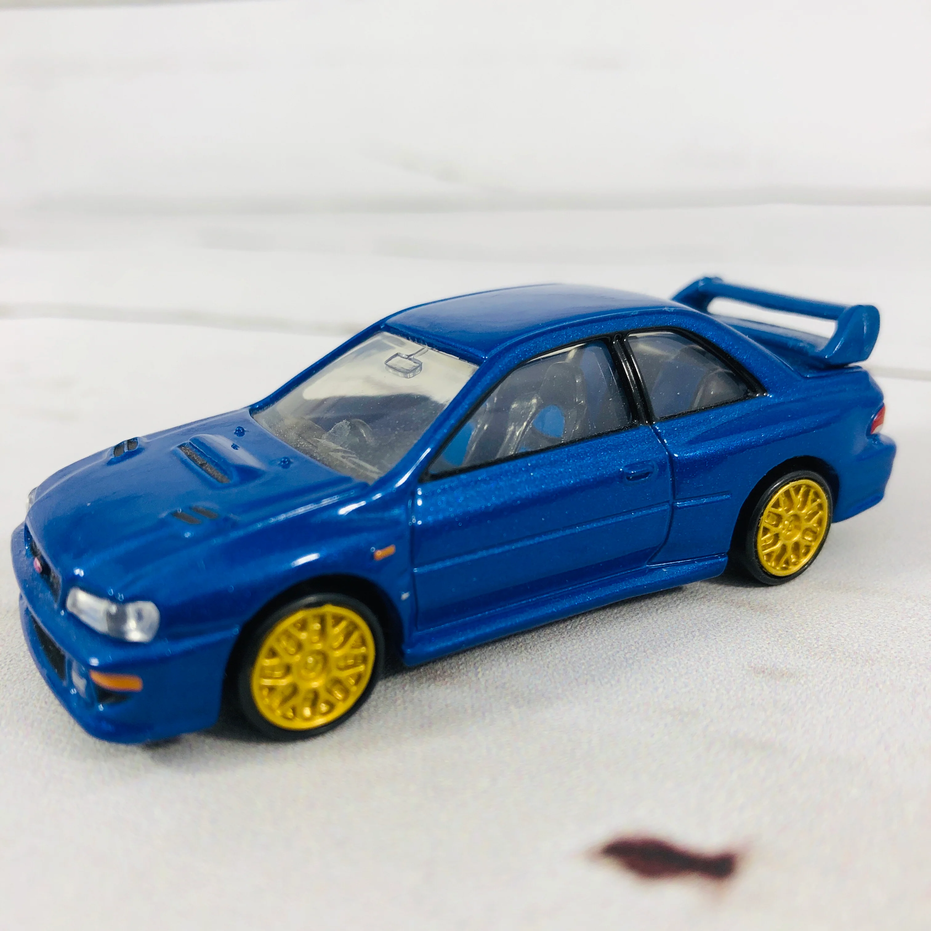 Tomica Premium No.15 SUBARU IMPREZA Versions of 22B-STi - Image 3