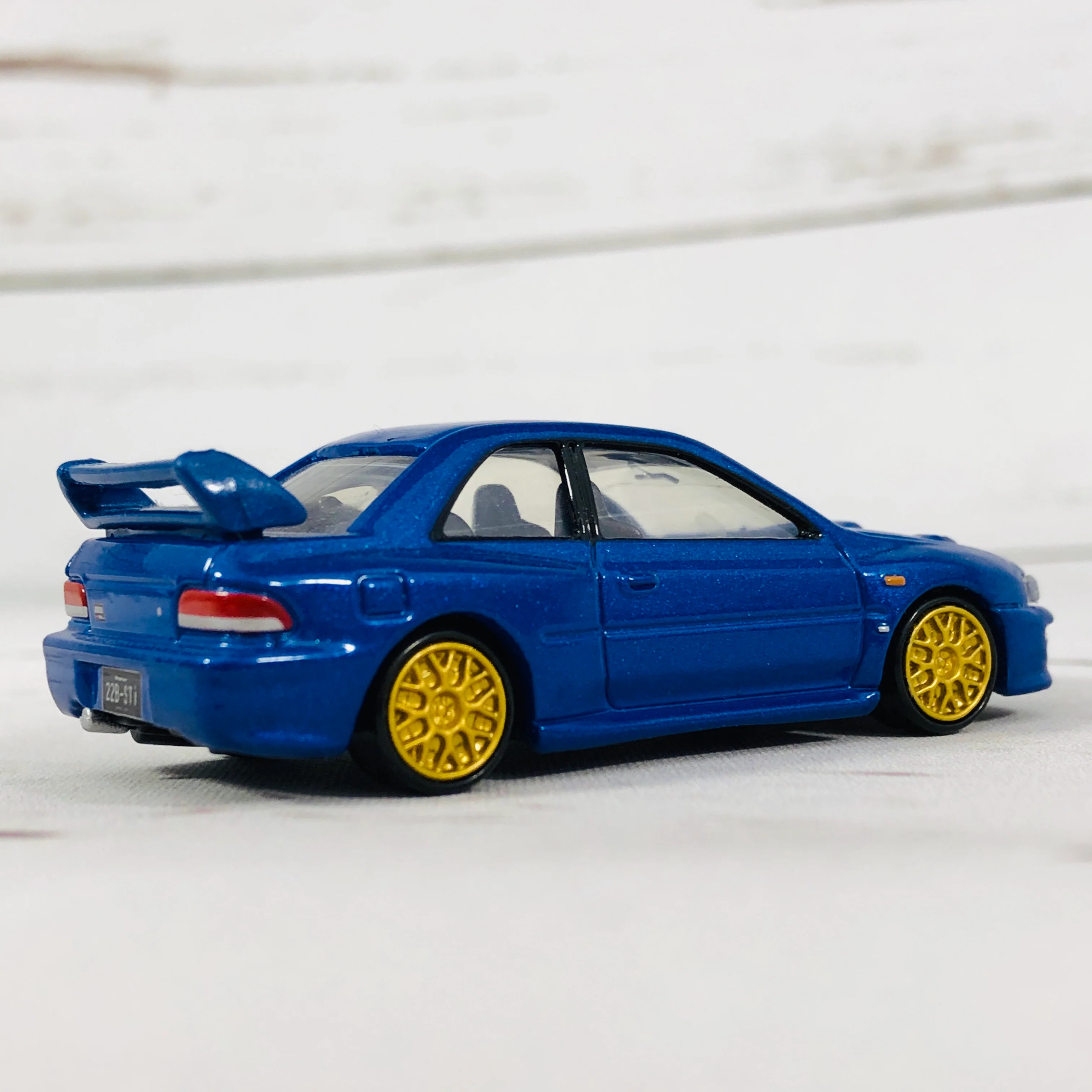 Tomica Premium No.15 SUBARU IMPREZA Versions of 22B-STi - Image 6