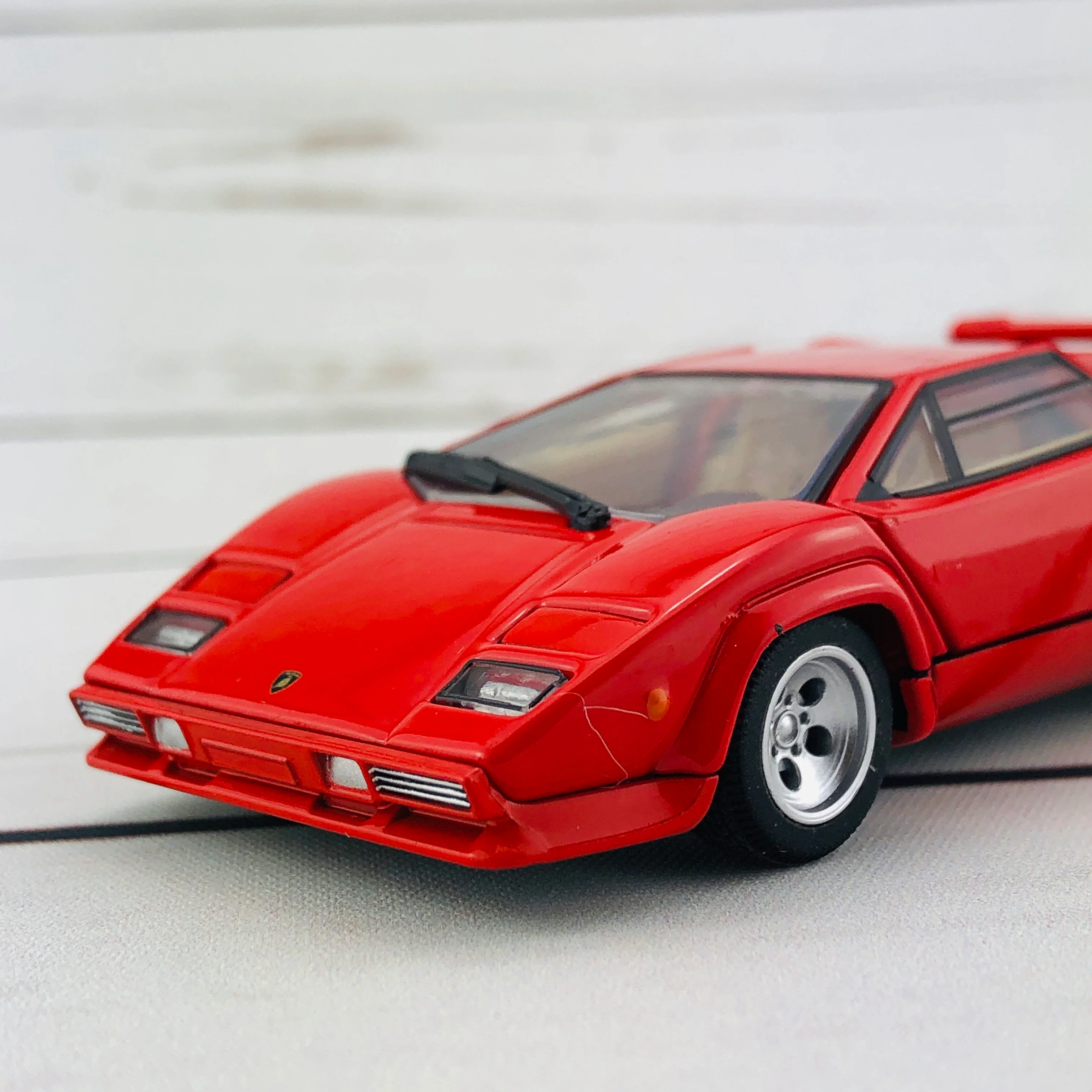 TOMICA PREMIUM RS 1/43 Lamborghini Countach LP 500 S - Image 3