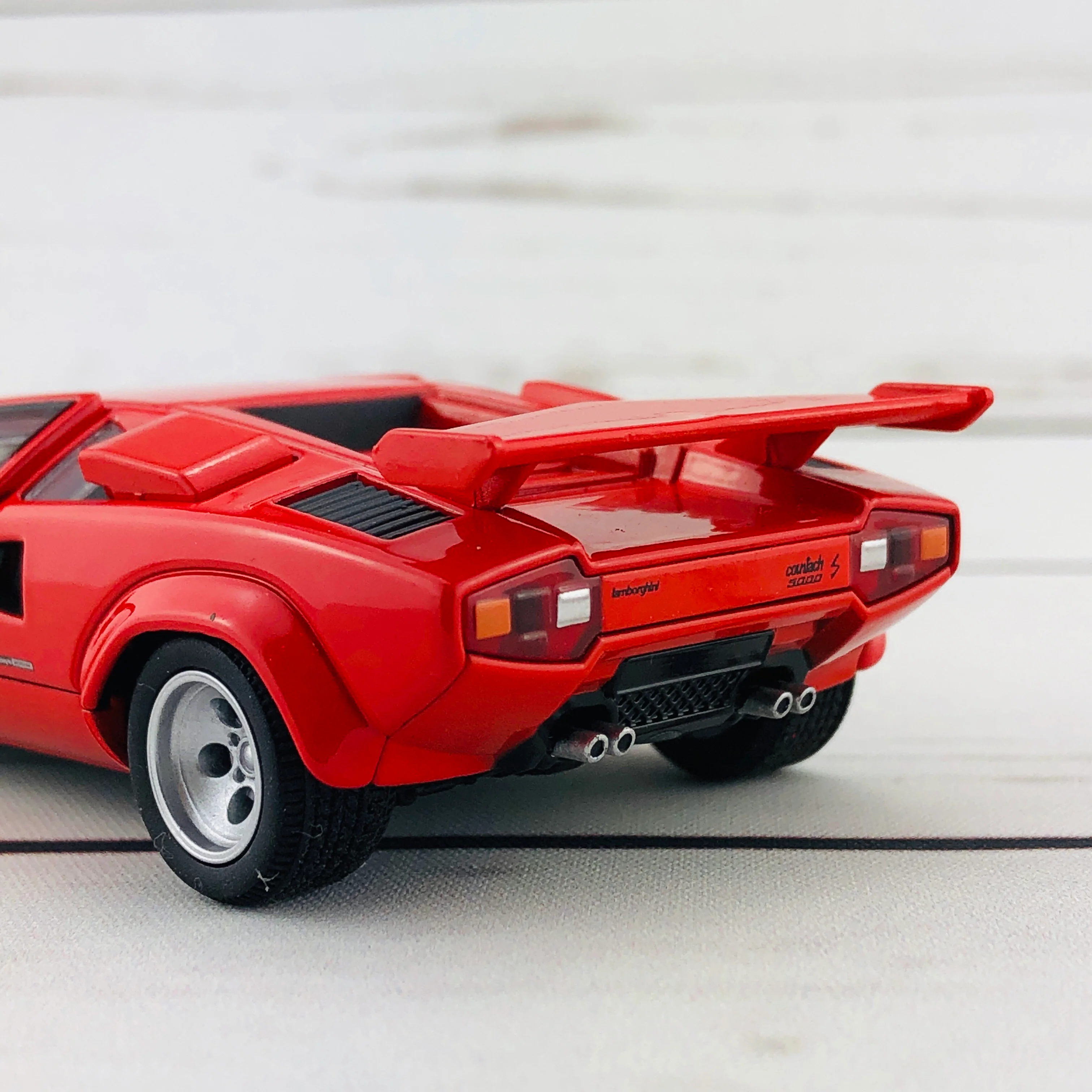 TOMICA PREMIUM RS 1/43 Lamborghini Countach LP 500 S - Image 4
