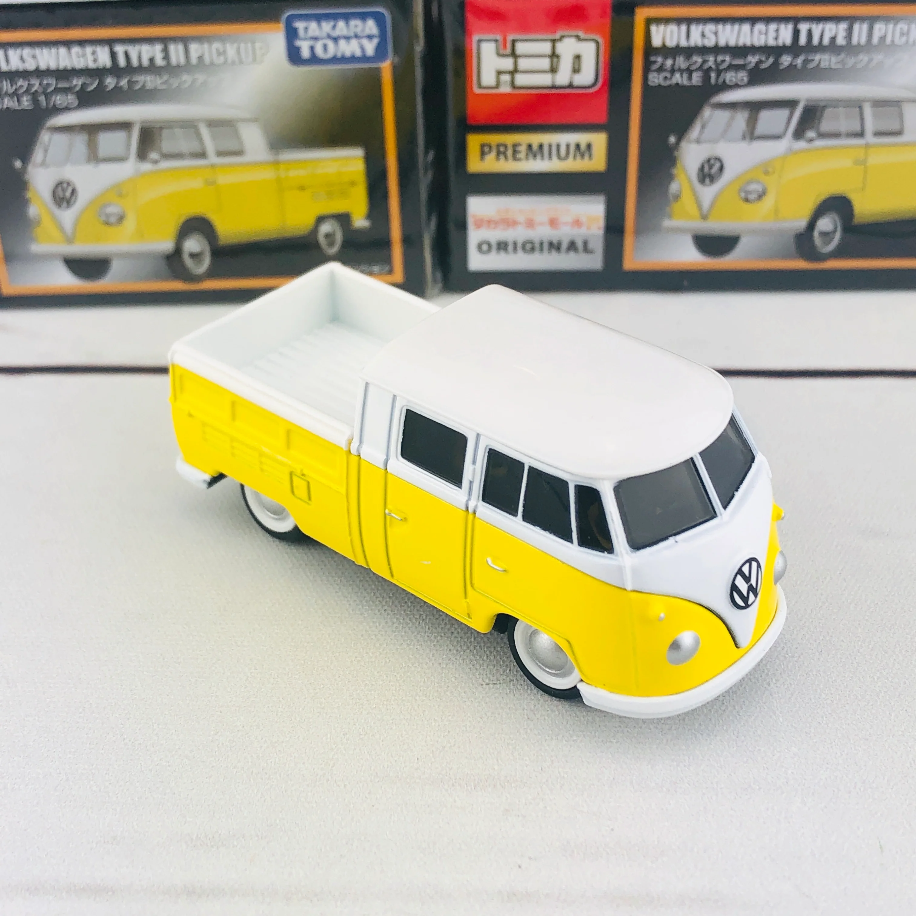 TAKARA TOMY Mall Original Tomica Premium VOLKSWAGEN TYPE II Pickup Yellow - Image 5