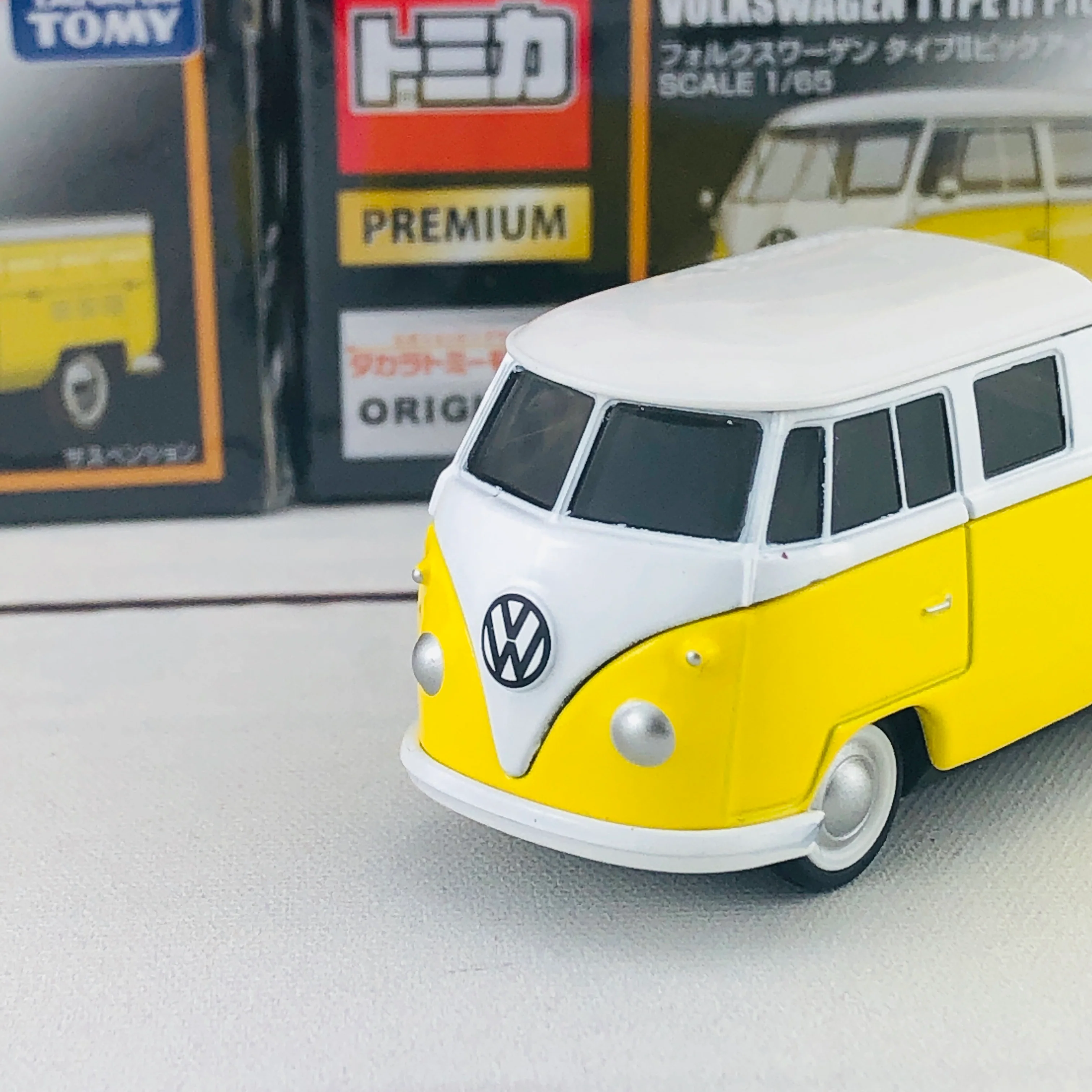 TAKARA TOMY Mall Original Tomica Premium VOLKSWAGEN TYPE II Pickup Yellow - Image 6