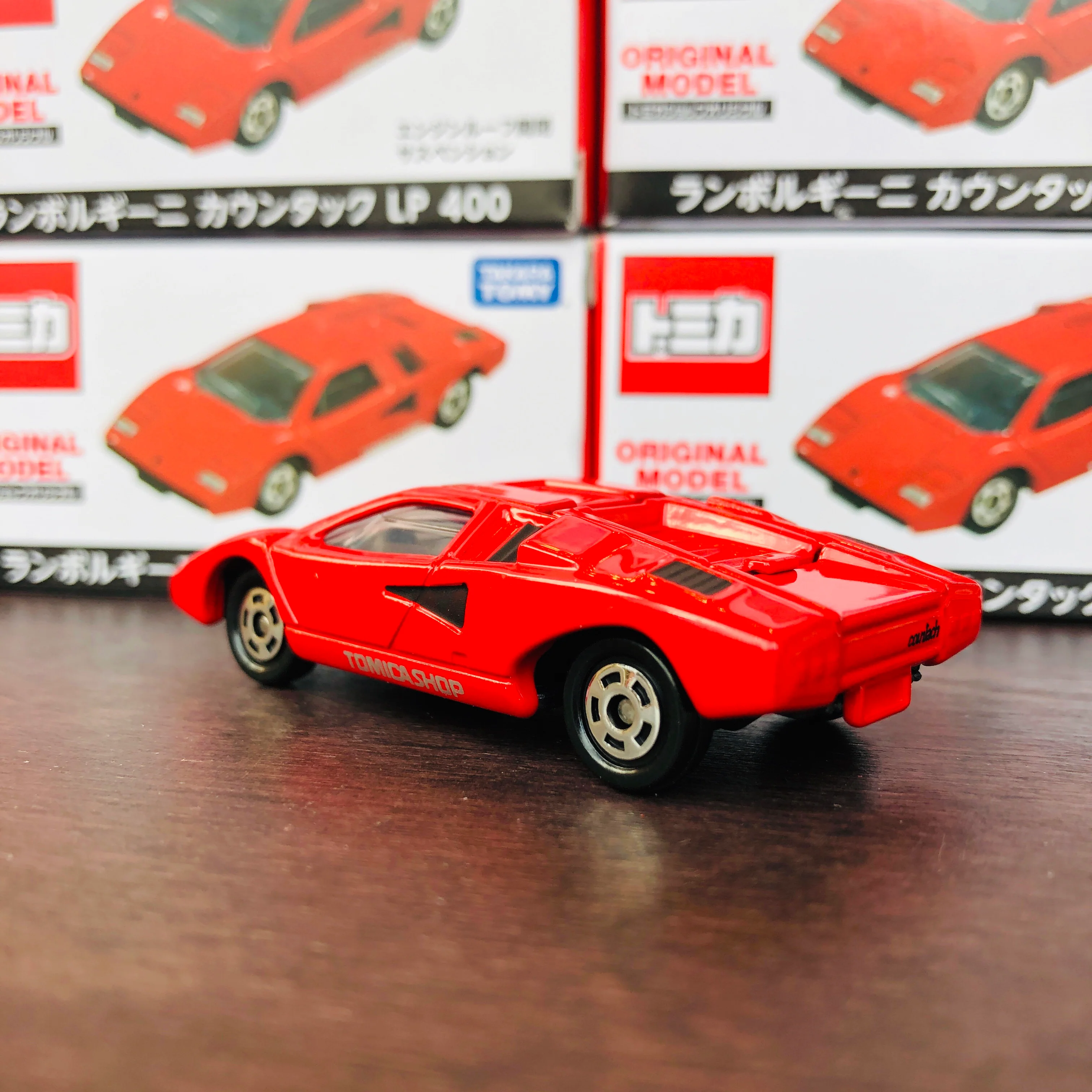 Tomica Shop Original Model Lamborghini Countach LP400 - Image 3