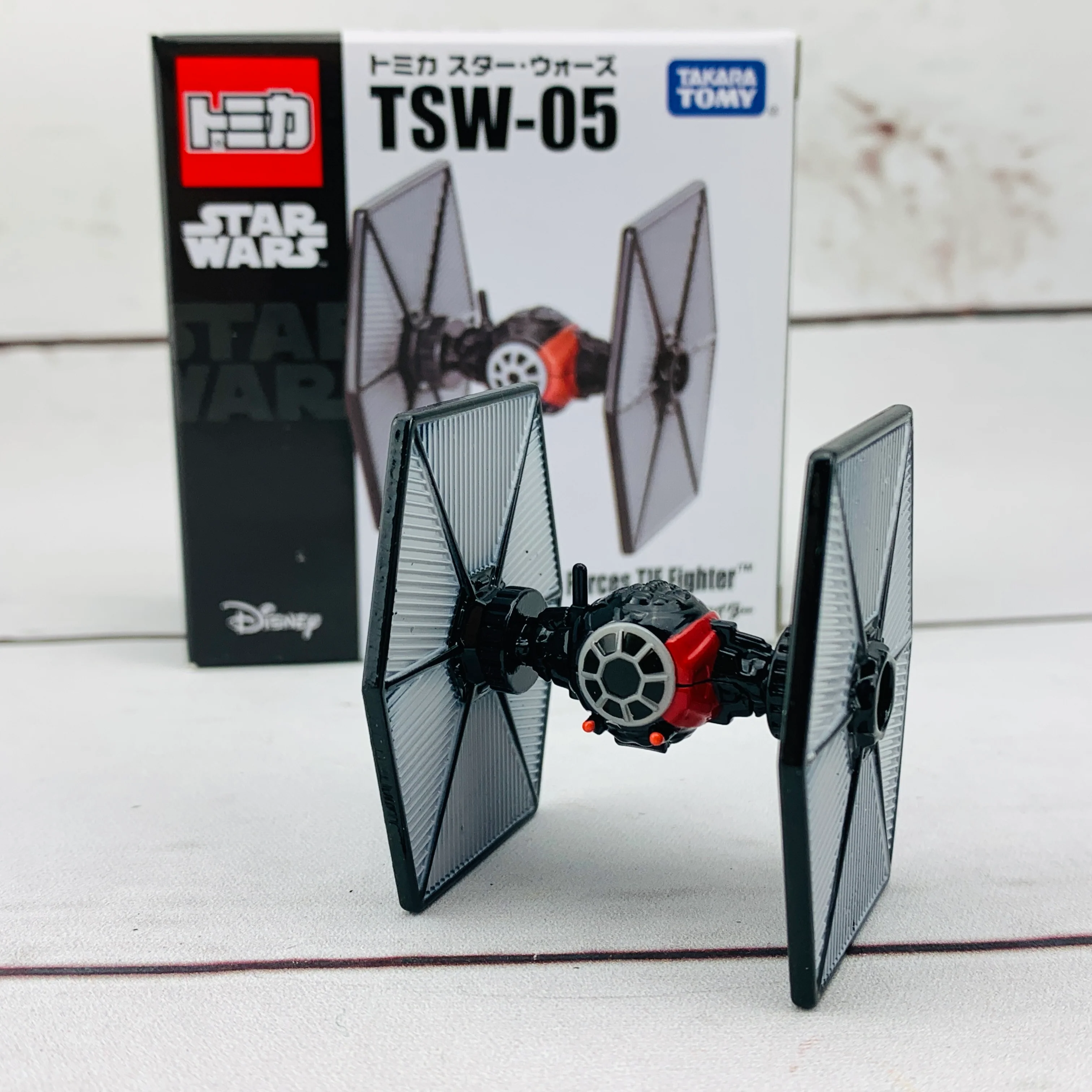 TOMICA STAR WARS TSW-05 First Order Special Forces TIE Fighter - Image 3