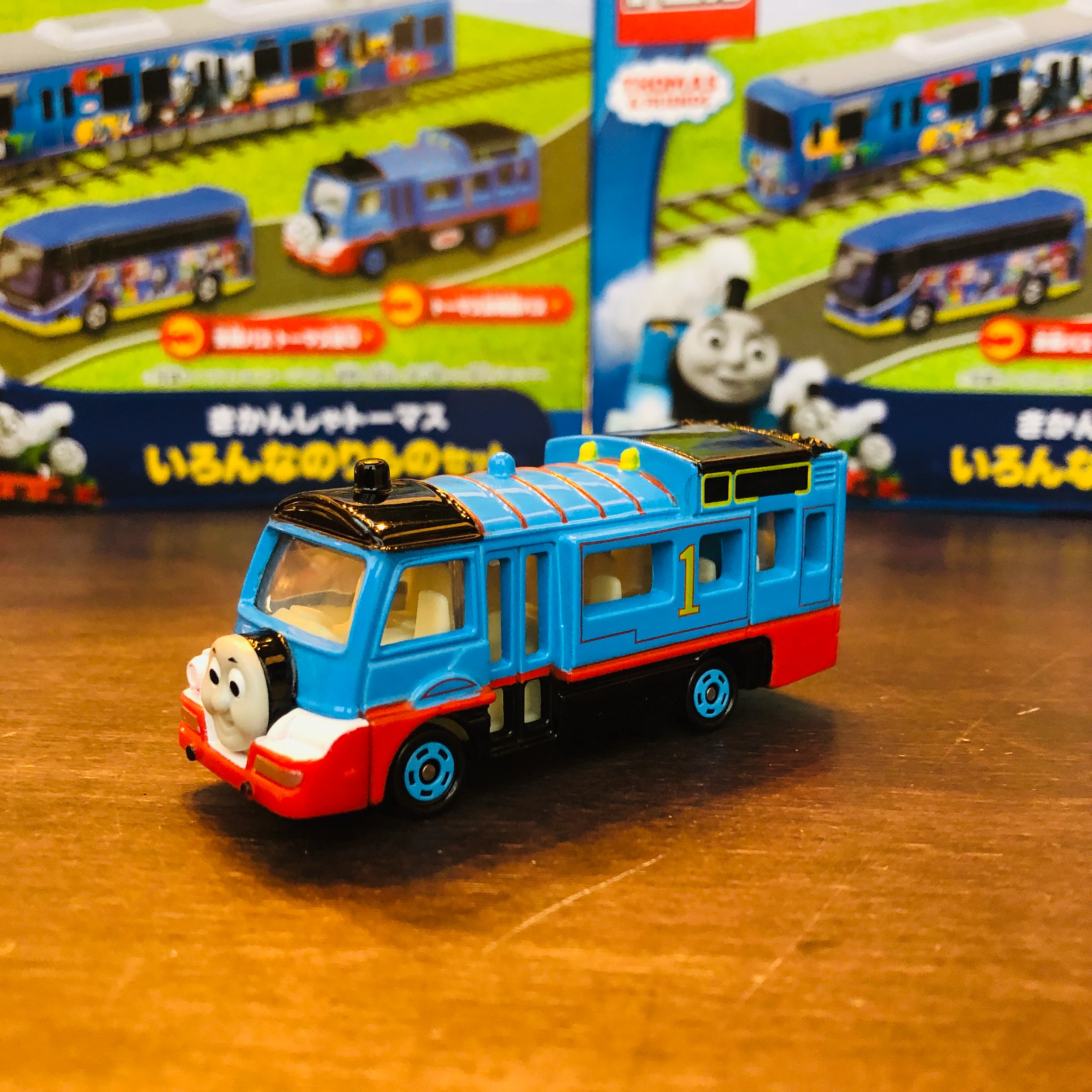 Tomica Thomas & Friends Gift Set - Image 2