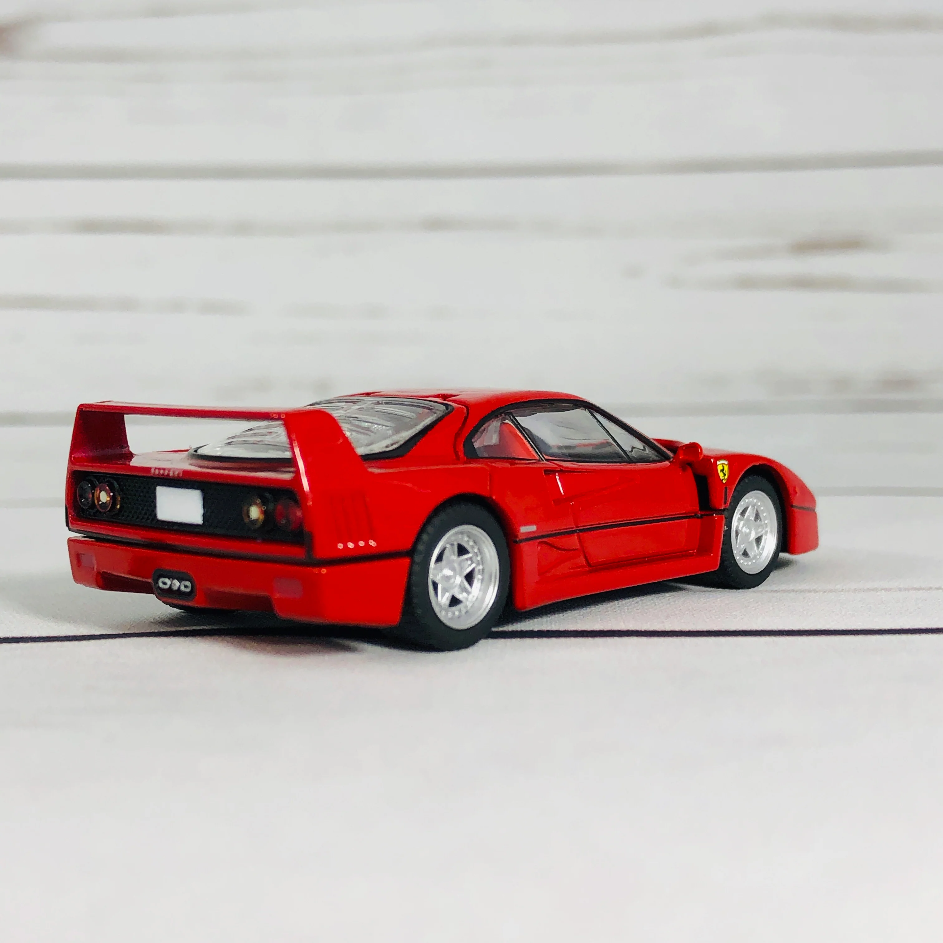 Tomica Tomytec Limited Vintage Neo FERRARI F40 (RED) 1/64 - Image 15