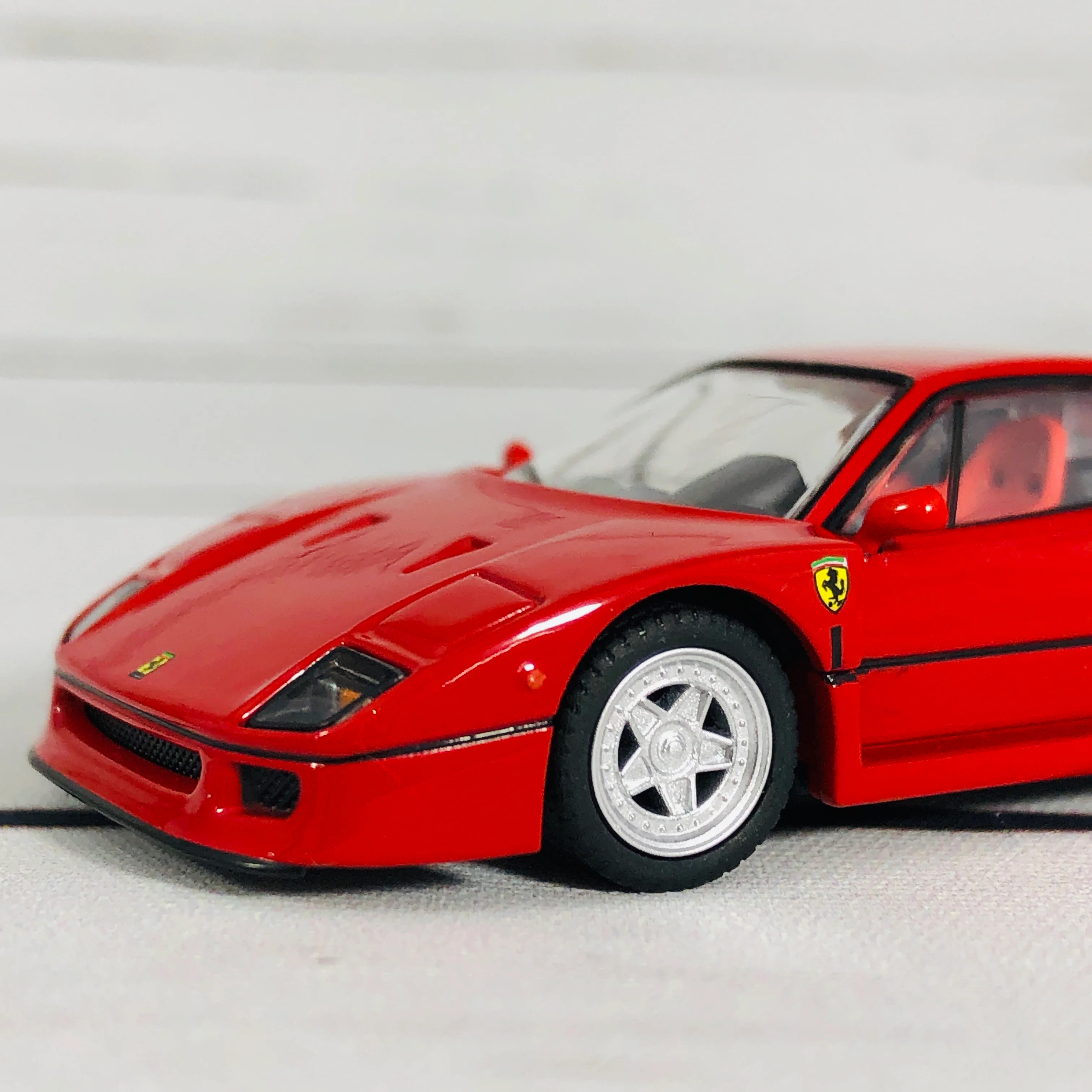 Tomica Tomytec Limited Vintage Neo FERRARI F40 (RED) 1/64 - Image 5