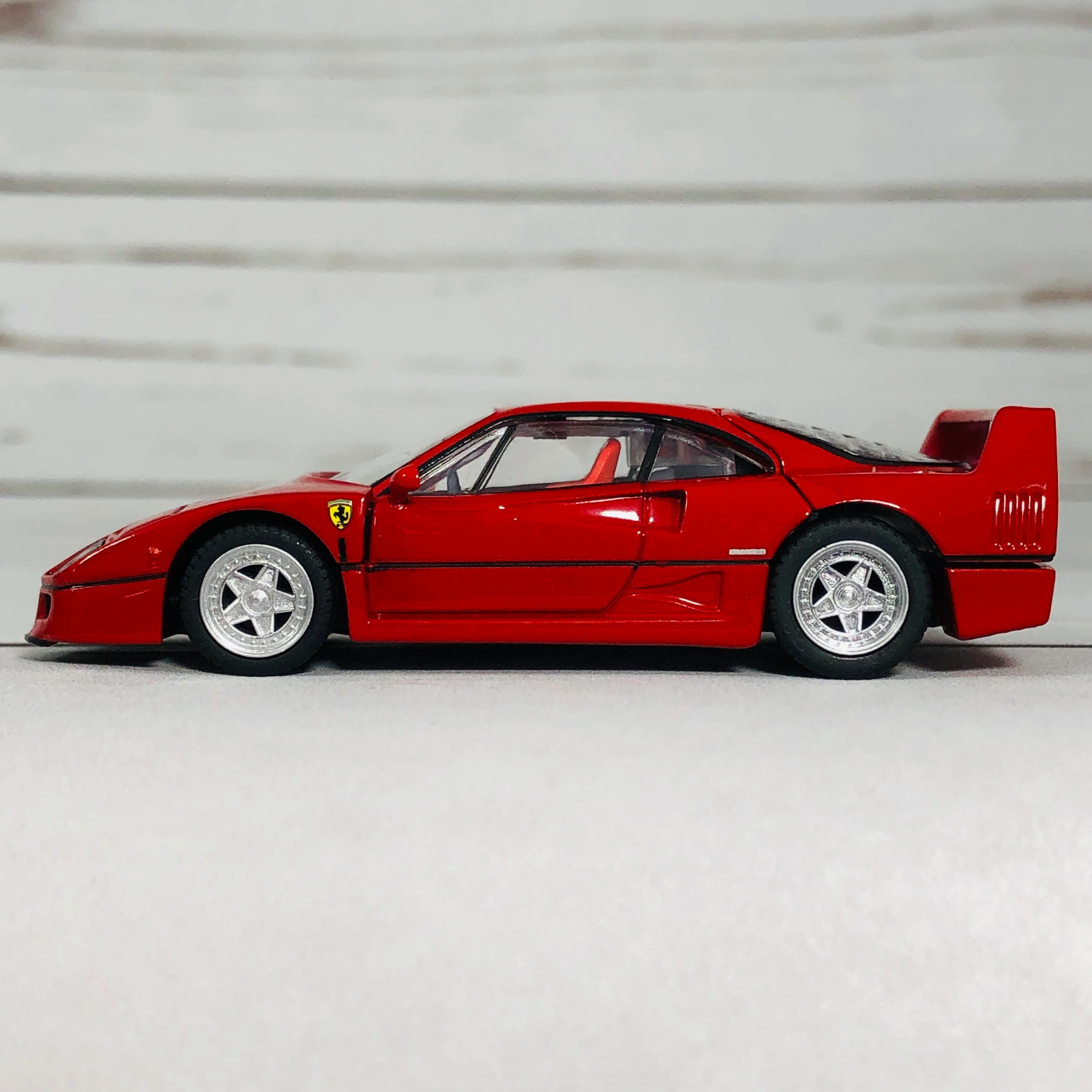 Tomica Tomytec Limited Vintage Neo FERRARI F40 (RED) 1/64 - Image 6
