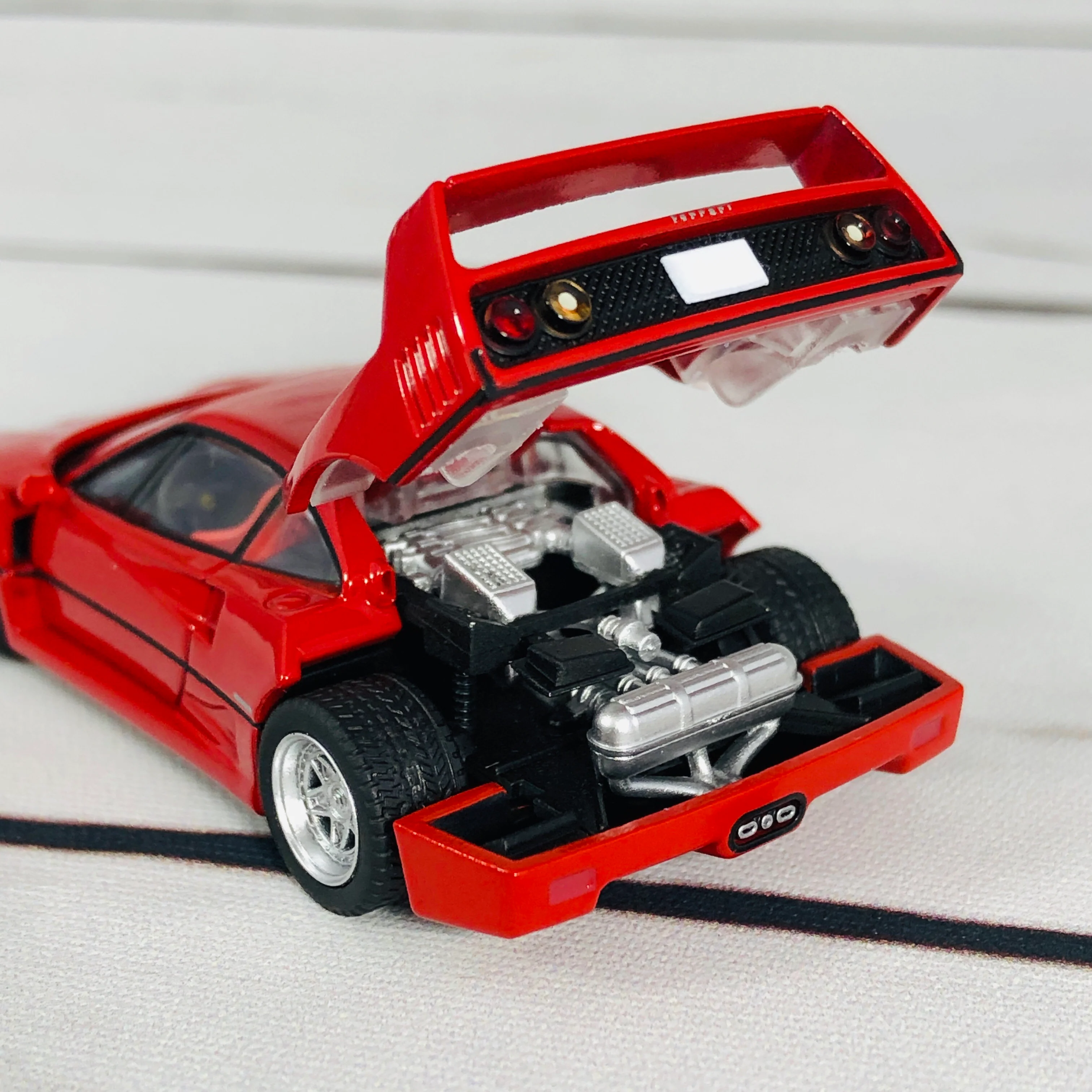 Tomica Tomytec Limited Vintage Neo FERRARI F40 (RED) 1/64 - Image 7
