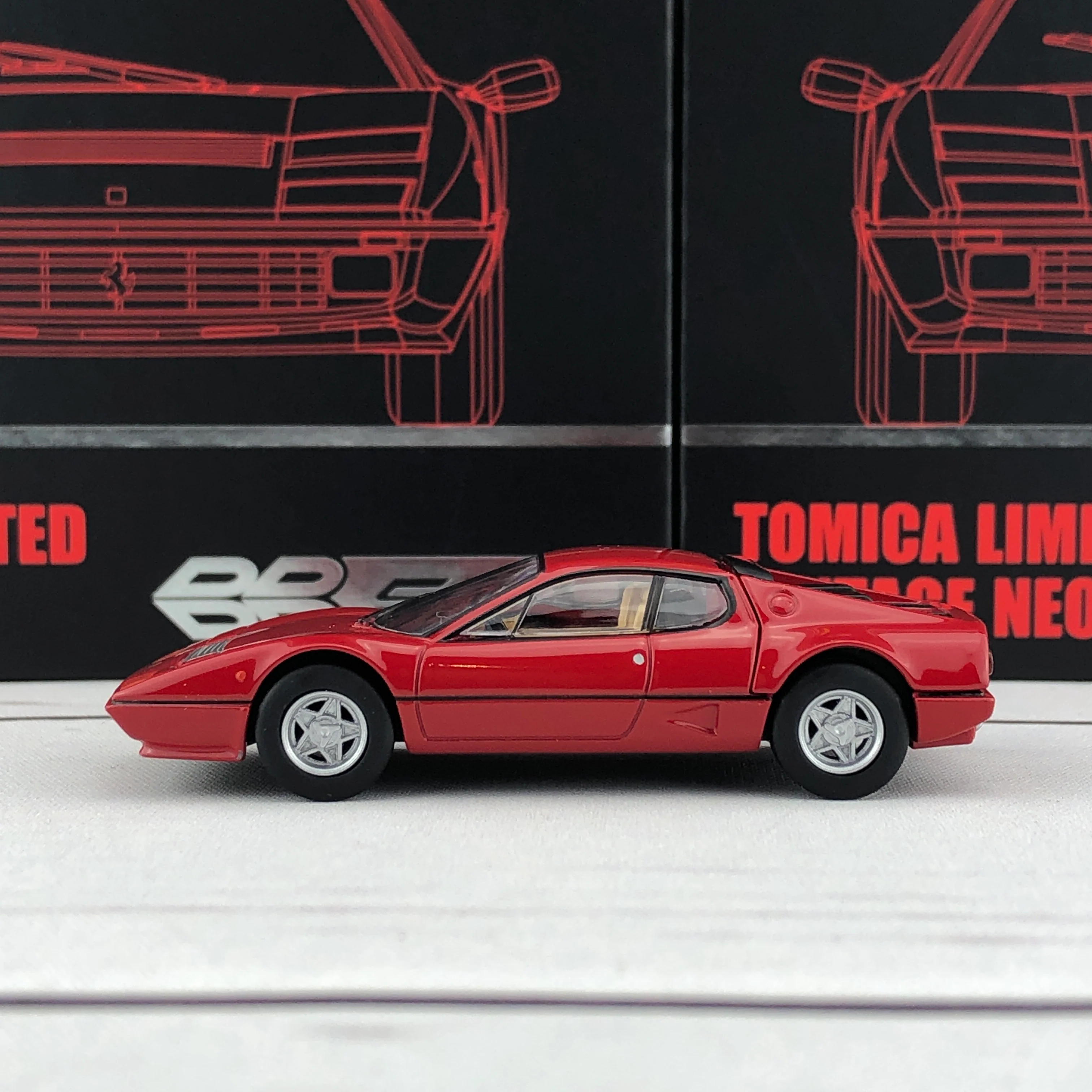 Tomica Tomytec Limited Vintage Neo 1/64 512i BB RED (4543736306184) - Image 2