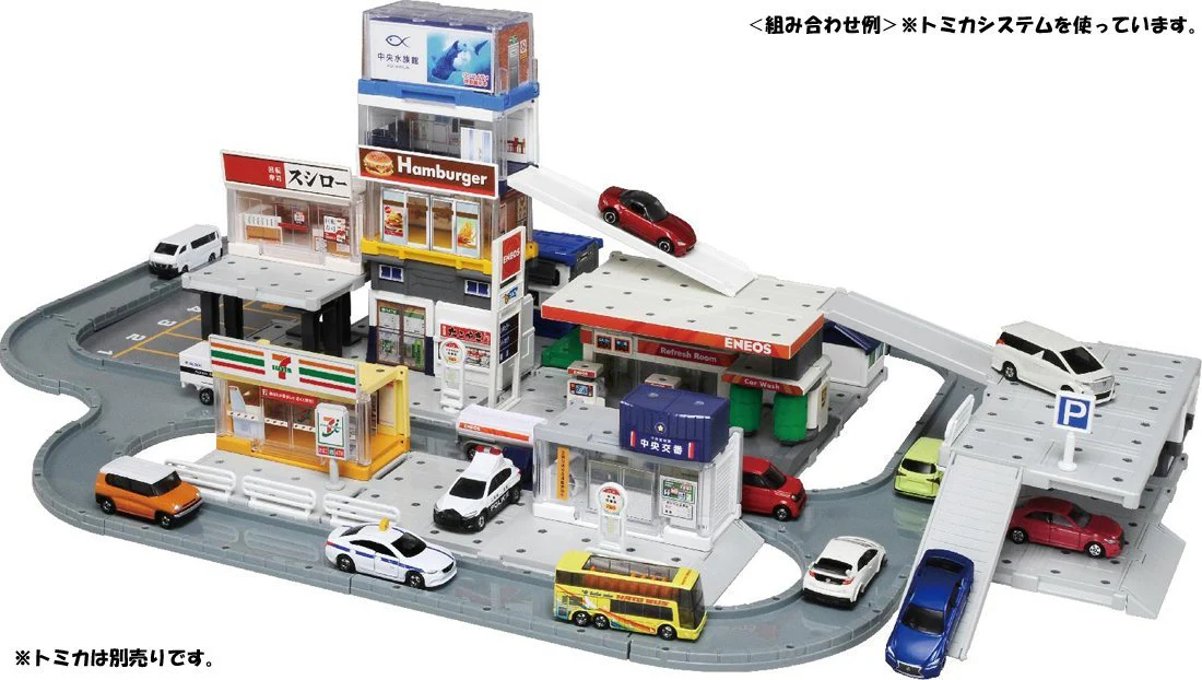 TOMICA Town Town Build City 7-Eleven Convenience Store - Image 7