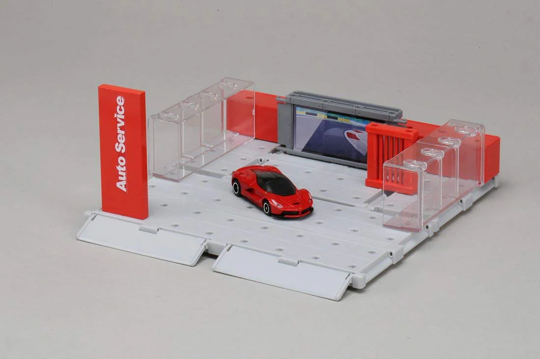 TOMICA Town City Scene Ferrari Showroom - Image 5