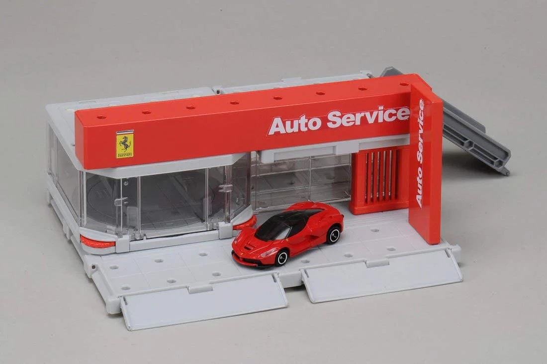 TOMICA Town City Scene Ferrari Showroom - Image 7