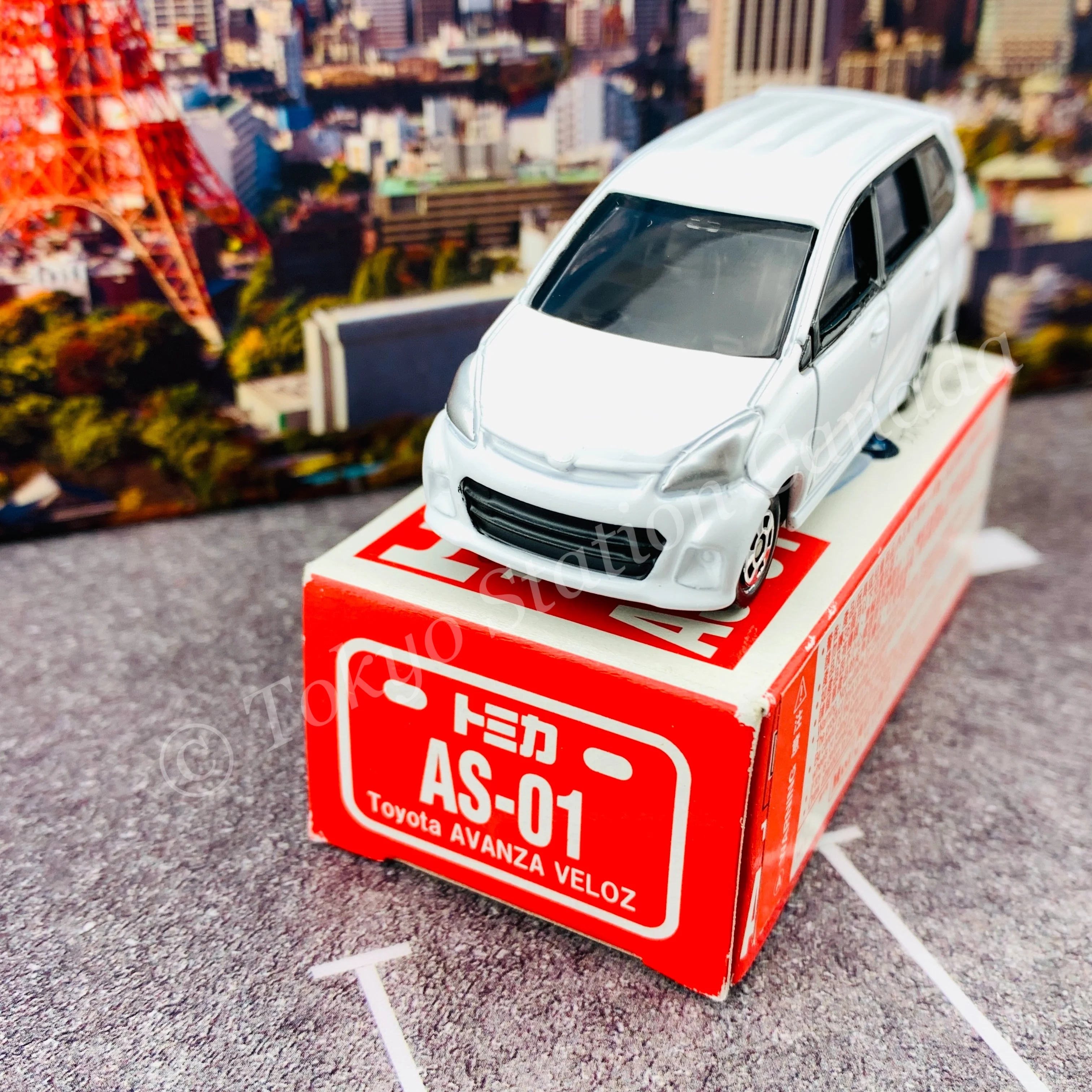TOMICA Toyota AVANZA VELOZ AS-01 (4904810800248) - Image 2
