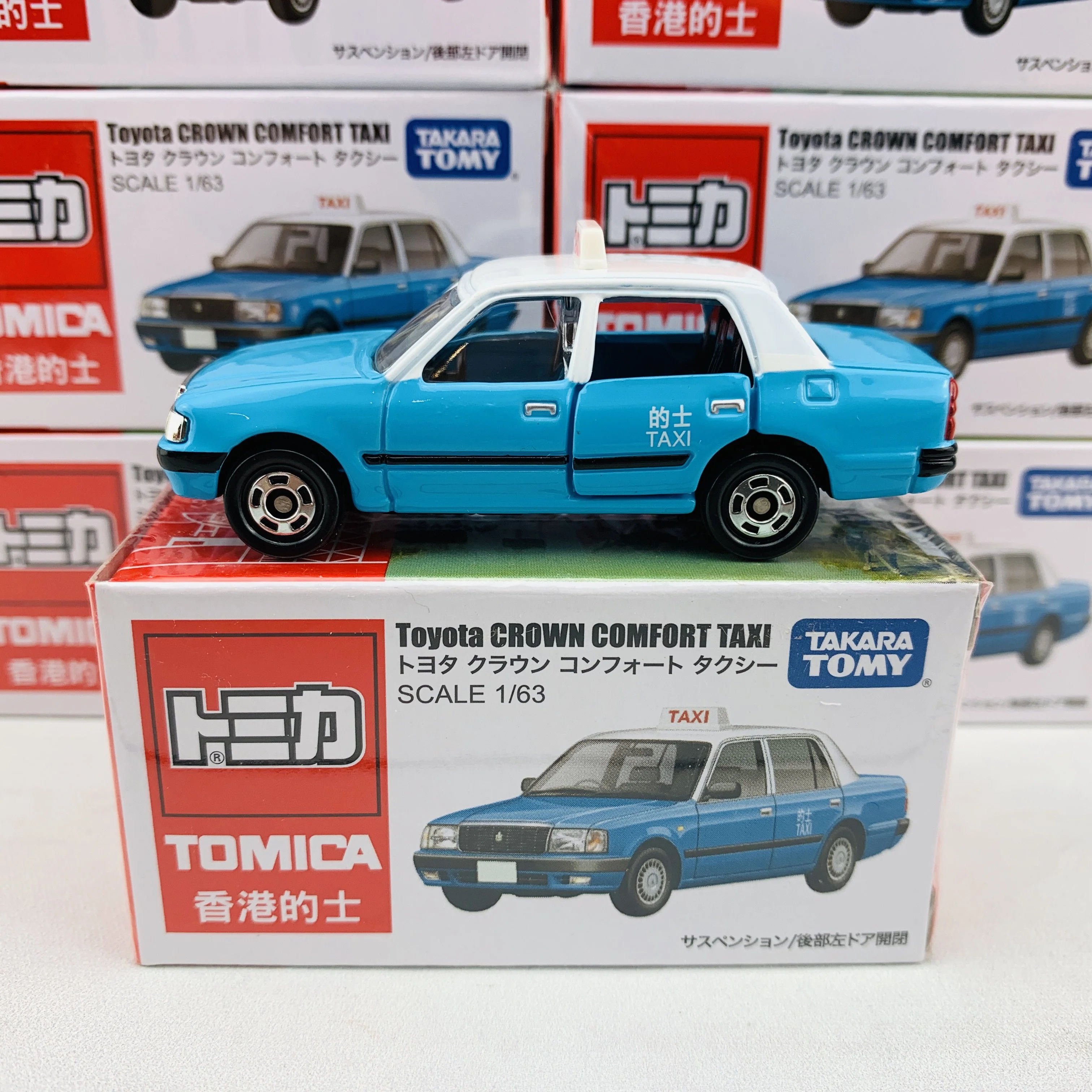 Tomica Toyota Crown Comfort Taxi 香港的士 Set of 3 (Red / Blue / Green) - Image 4