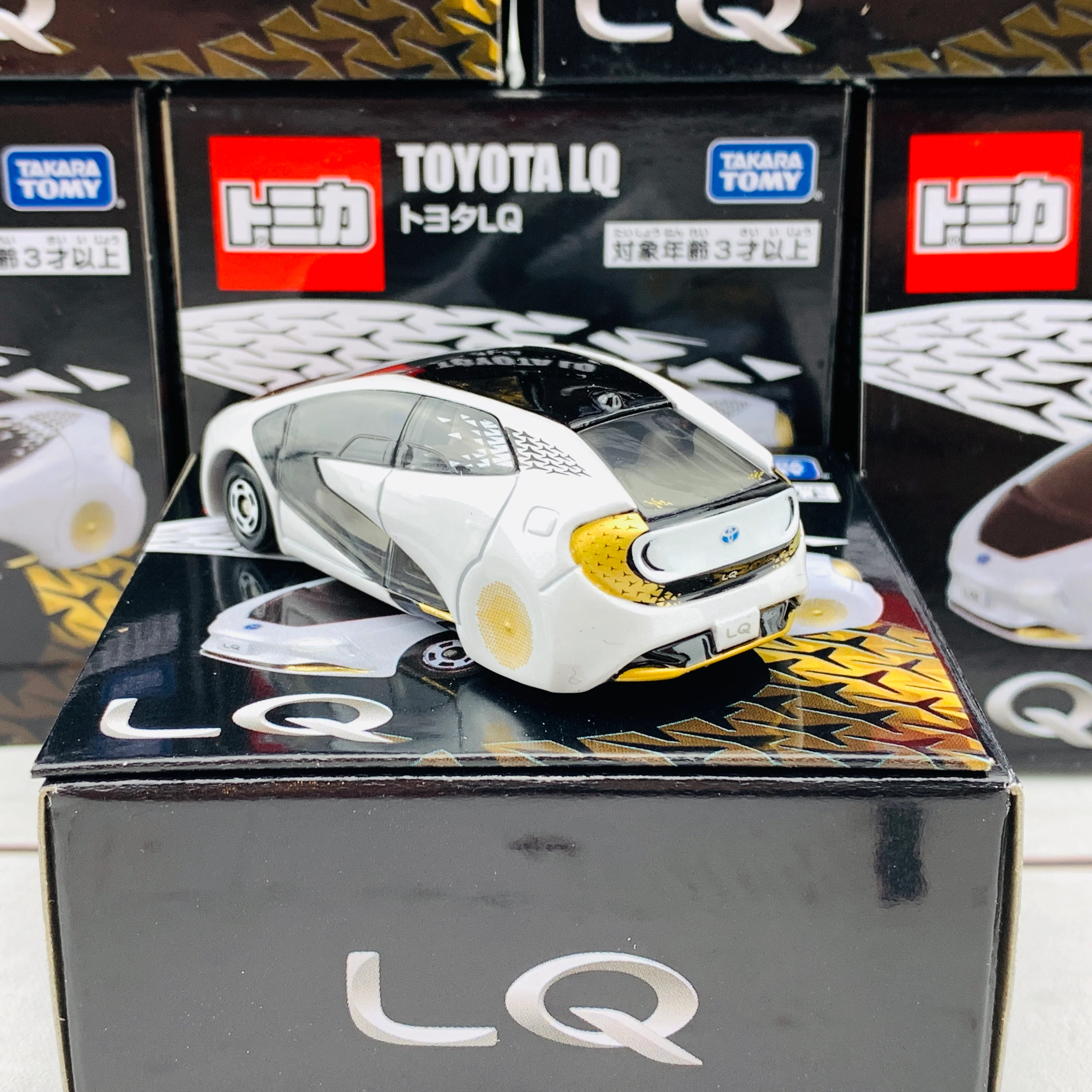 Tomica Toyota LQ - Image 3