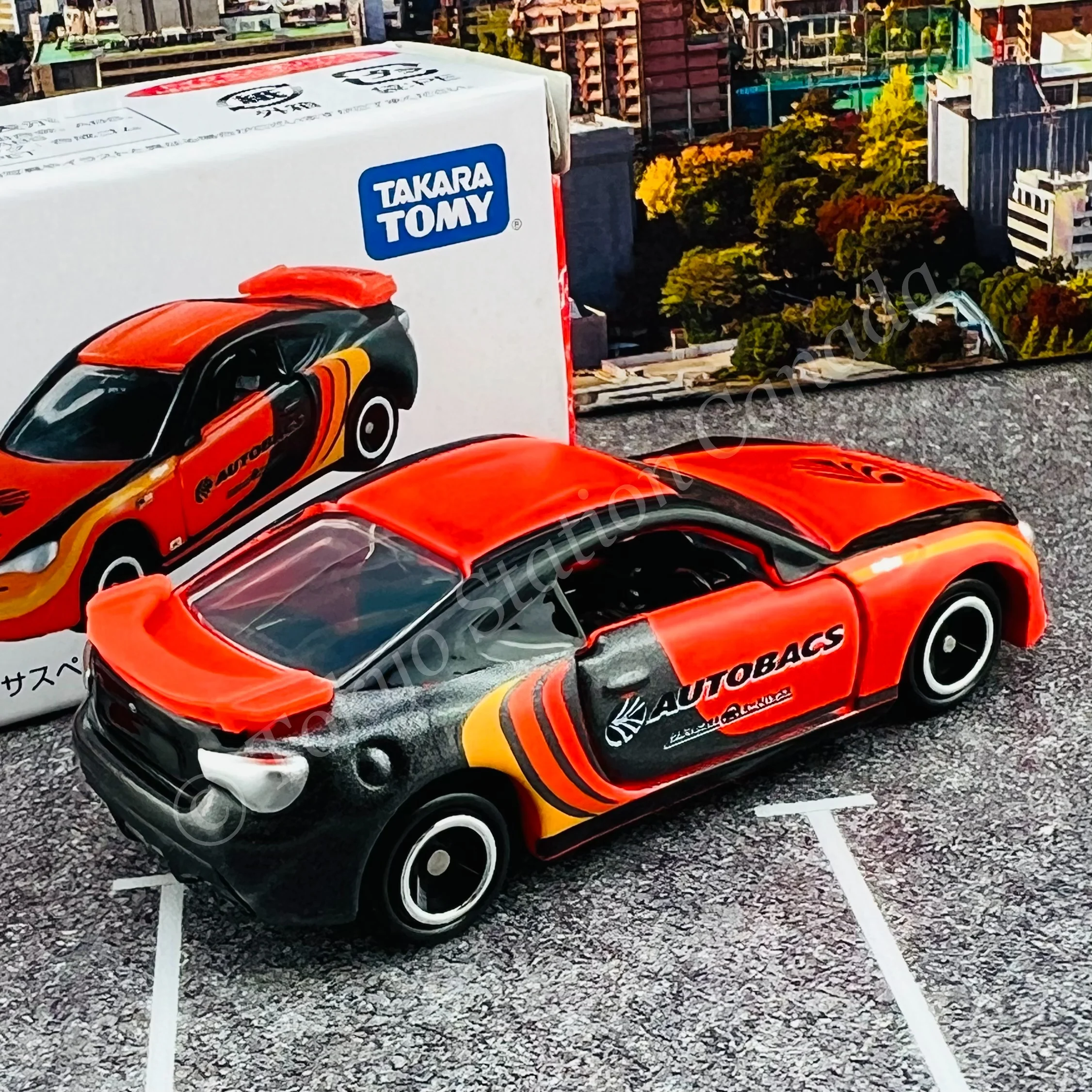 TOMICA Toys R Us Original Toyota 86 Autobacs Racing - Image 3