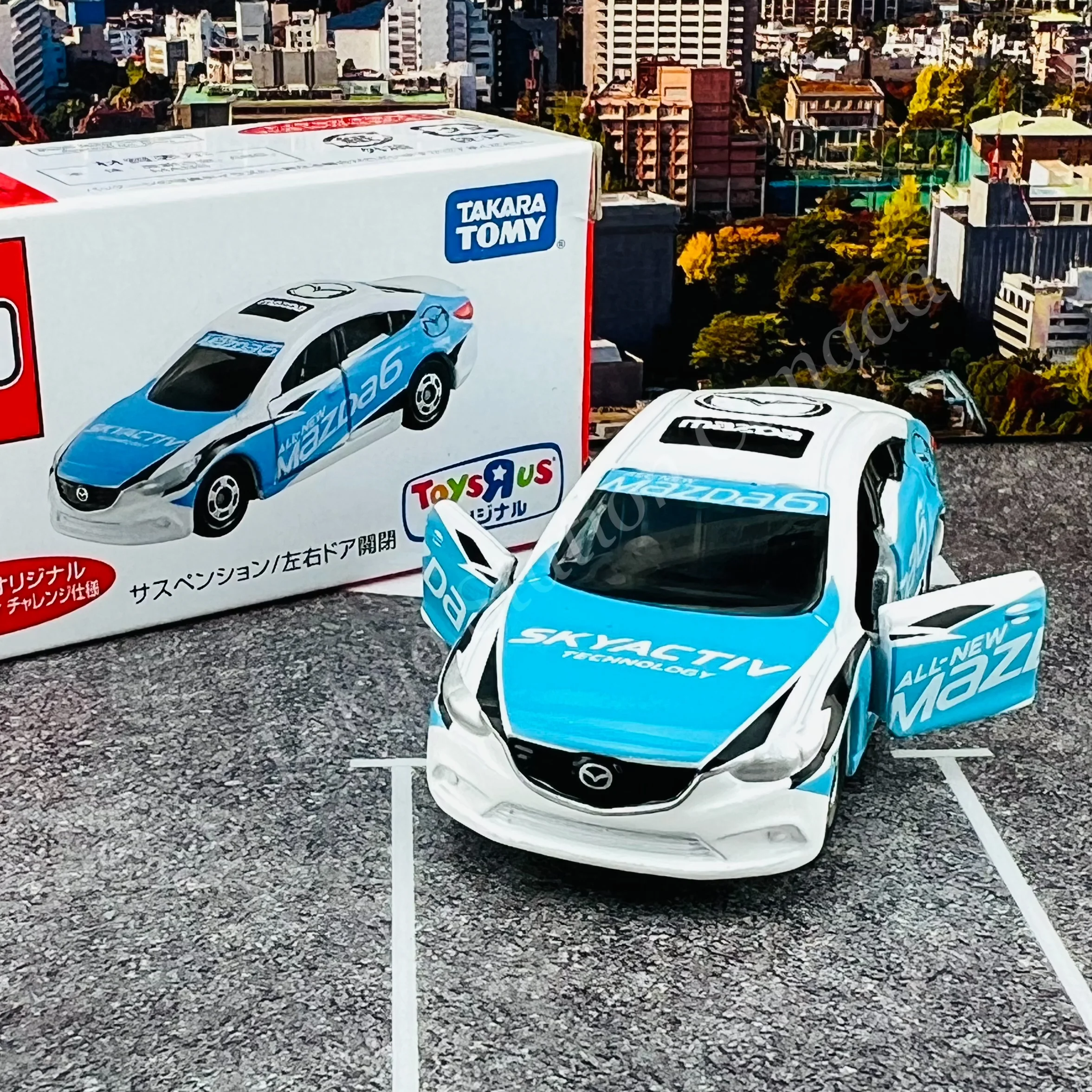 TOMICA TOYSRUS Mazda 6 Celebrity Challenge Specification - Image 3