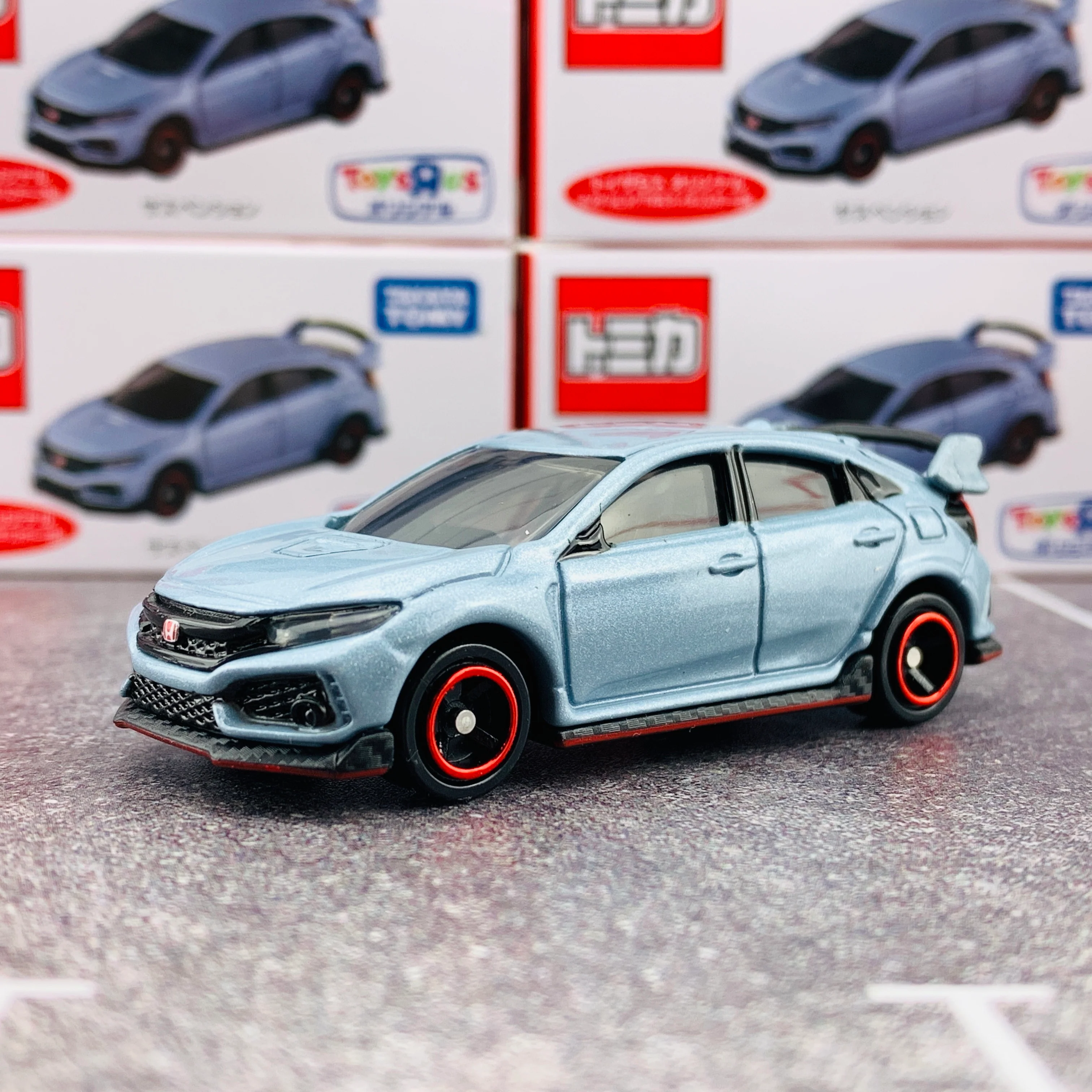 Tomica TOYSRUS Original Edition Honda Civic FK8 Type-R - Image 2