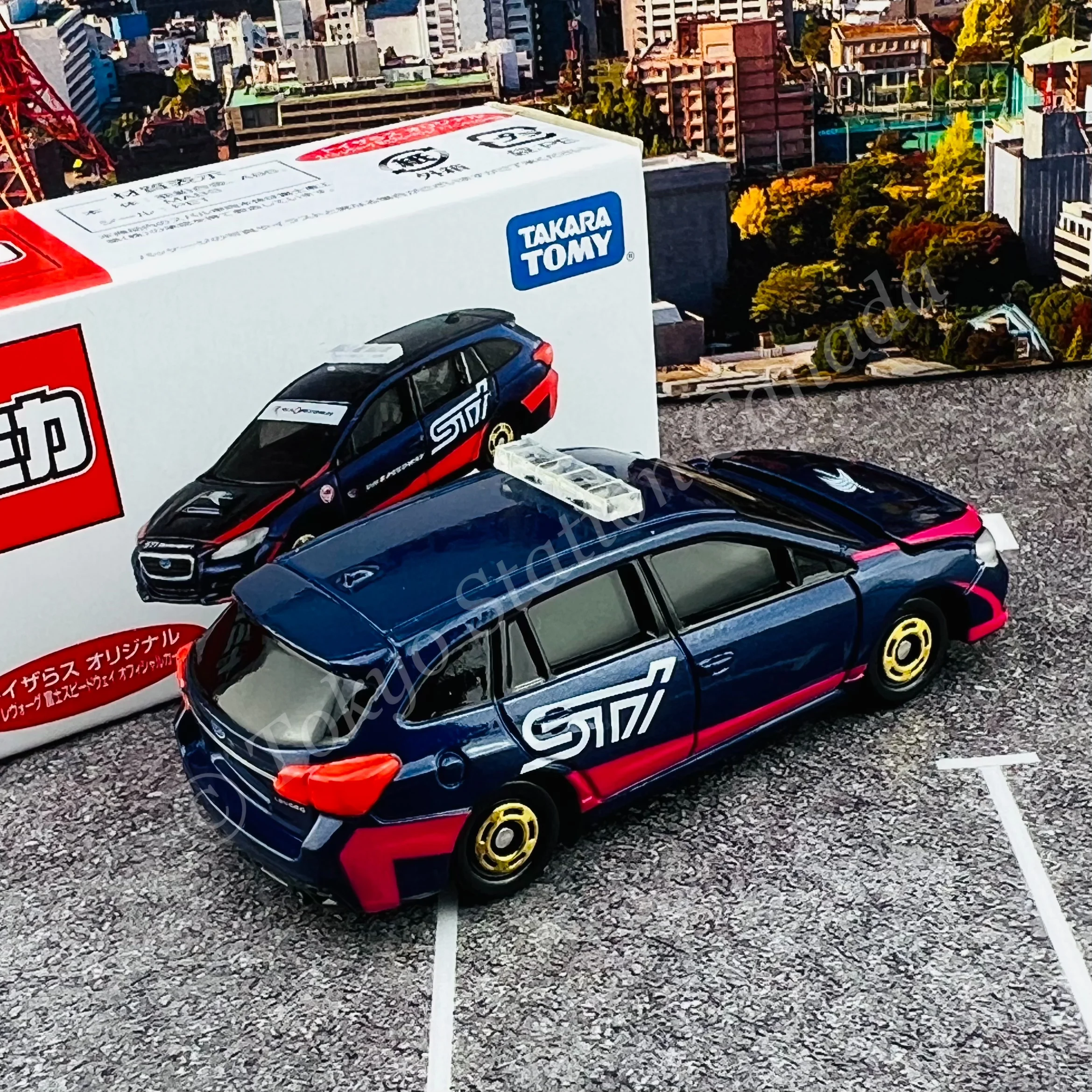 TOMICA TOYSRUS Subaru Levorg Fuji Speedway Official Car - Image 4