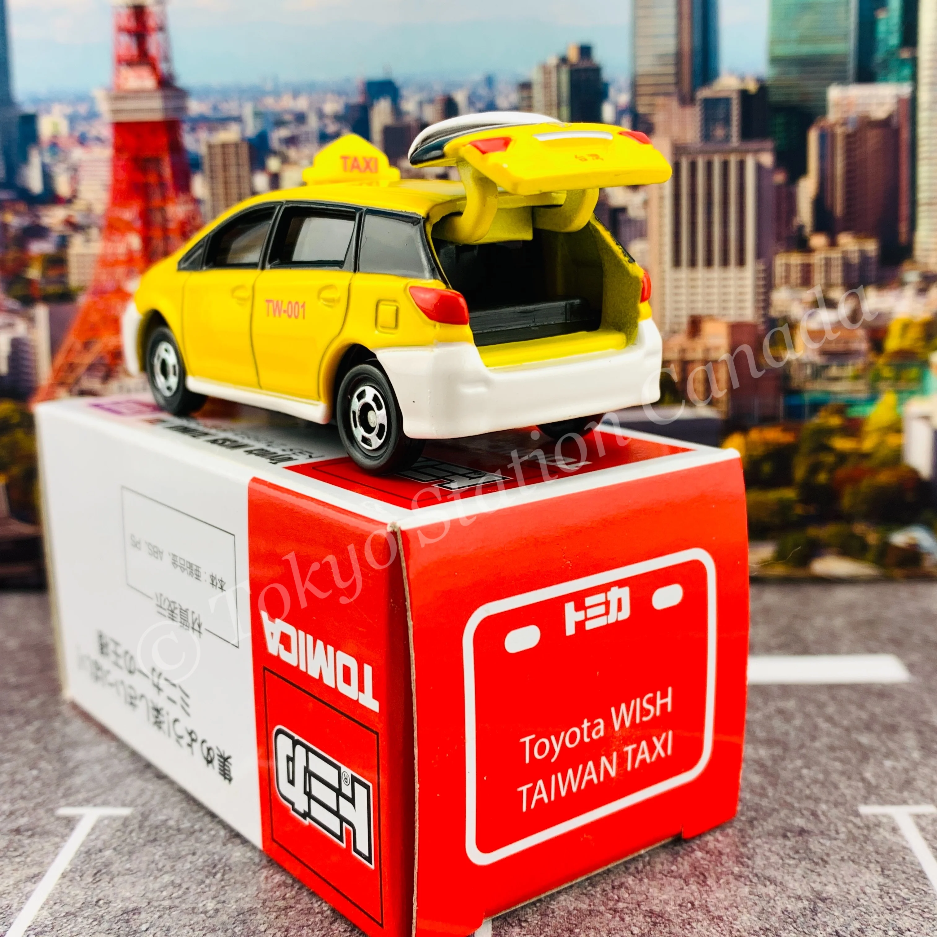 TOMICA Toyota Wish Taiwan Taxi - Image 6