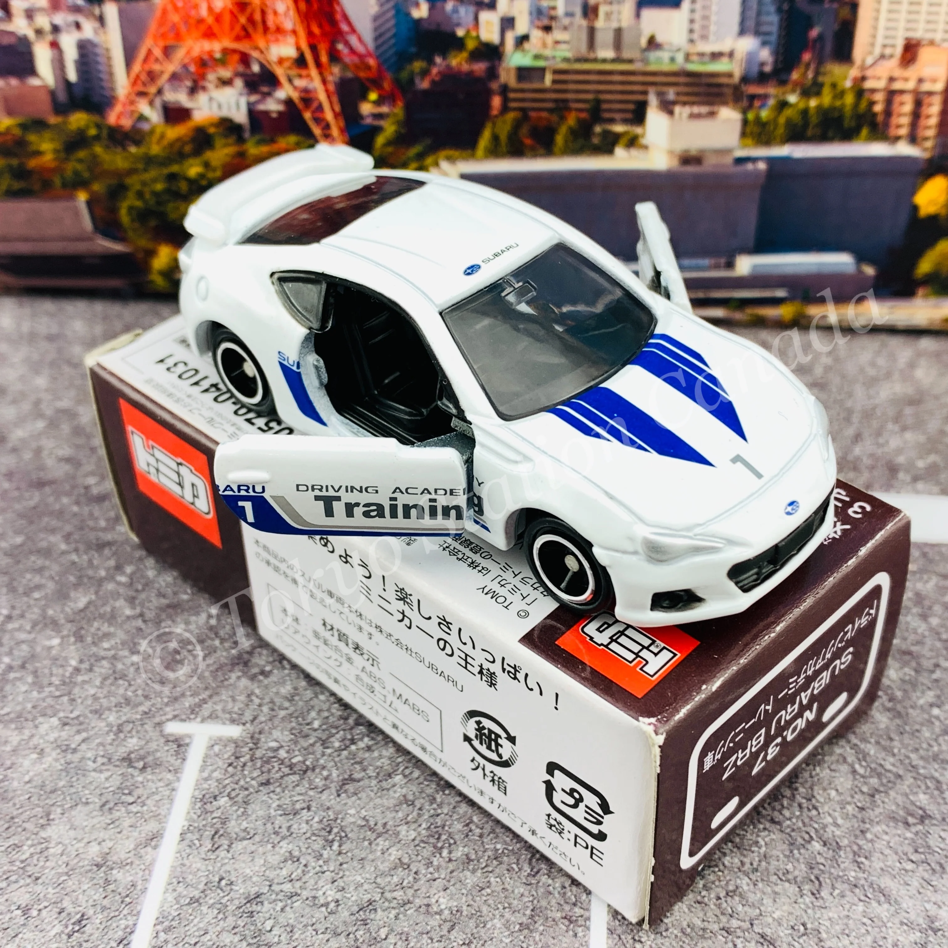 TOMICA x AEON No. 37 SUBARU BRZ (SUBARU DRIVING Training) 4904810966784 - Image 4