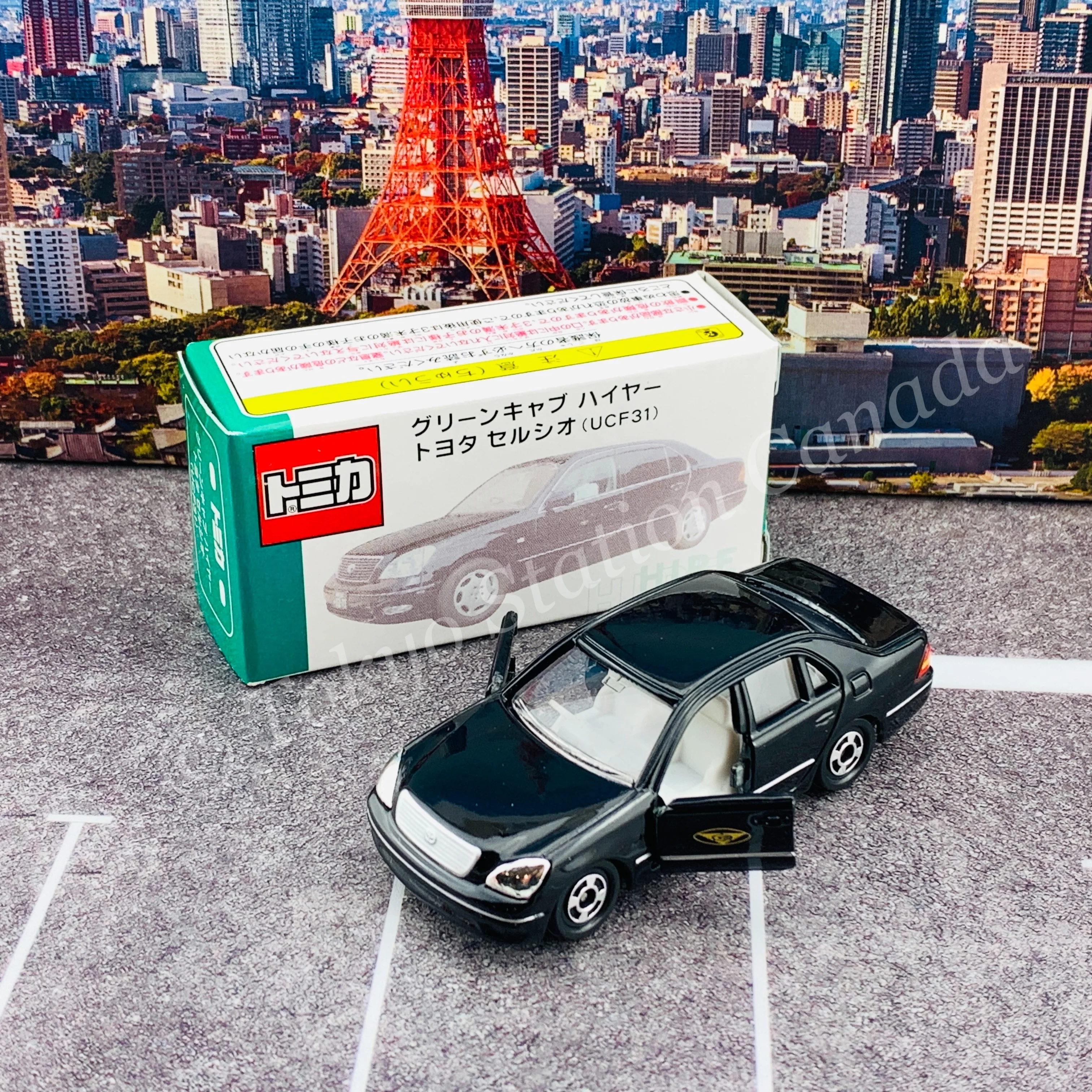 TOMICA x GULLIVER Green Cab HIRE Toyota Celsior (UCF31) 4520386111368 - Image 4