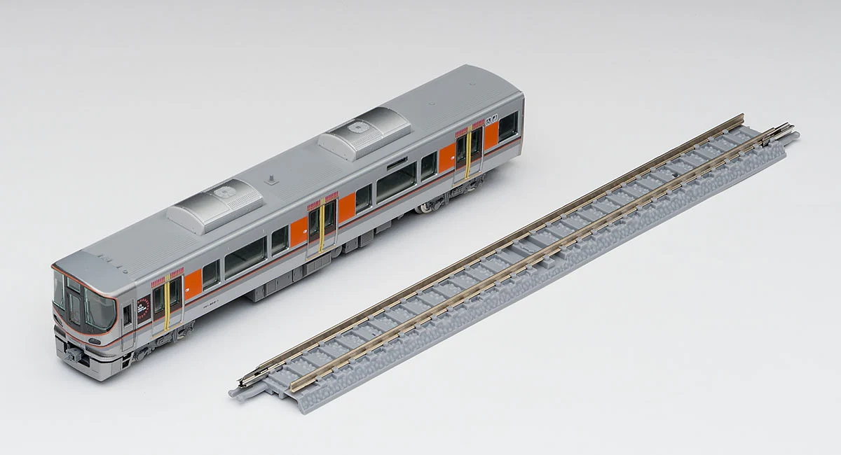 TOMIX FIRST CAR MUSEUM JR 323 Osaka Loop Line FM-008 - Image 2