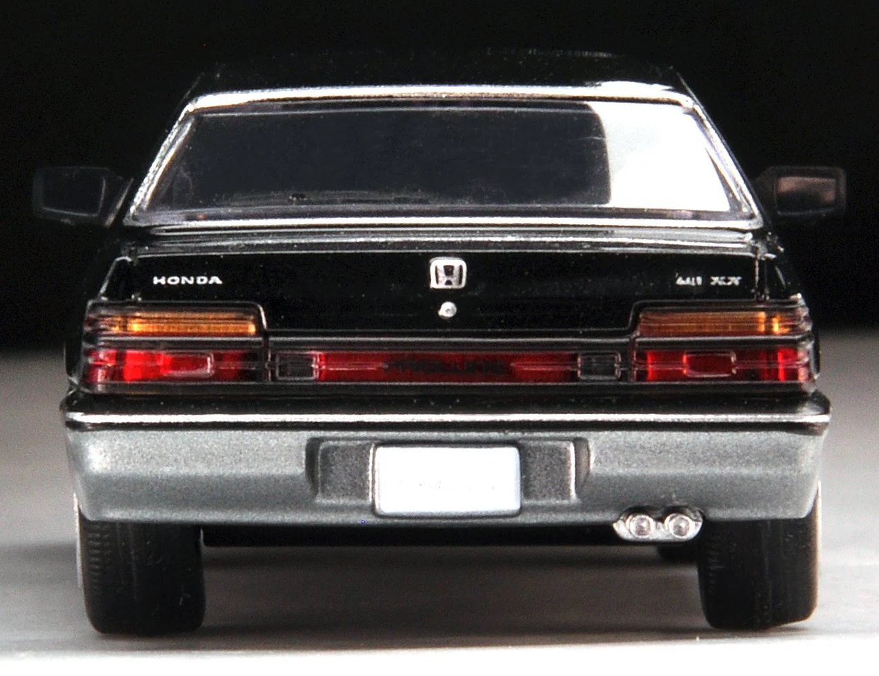 TOMYTEC LV-N145c Honda Prelude XX (1984) Black/Grey - Image 4