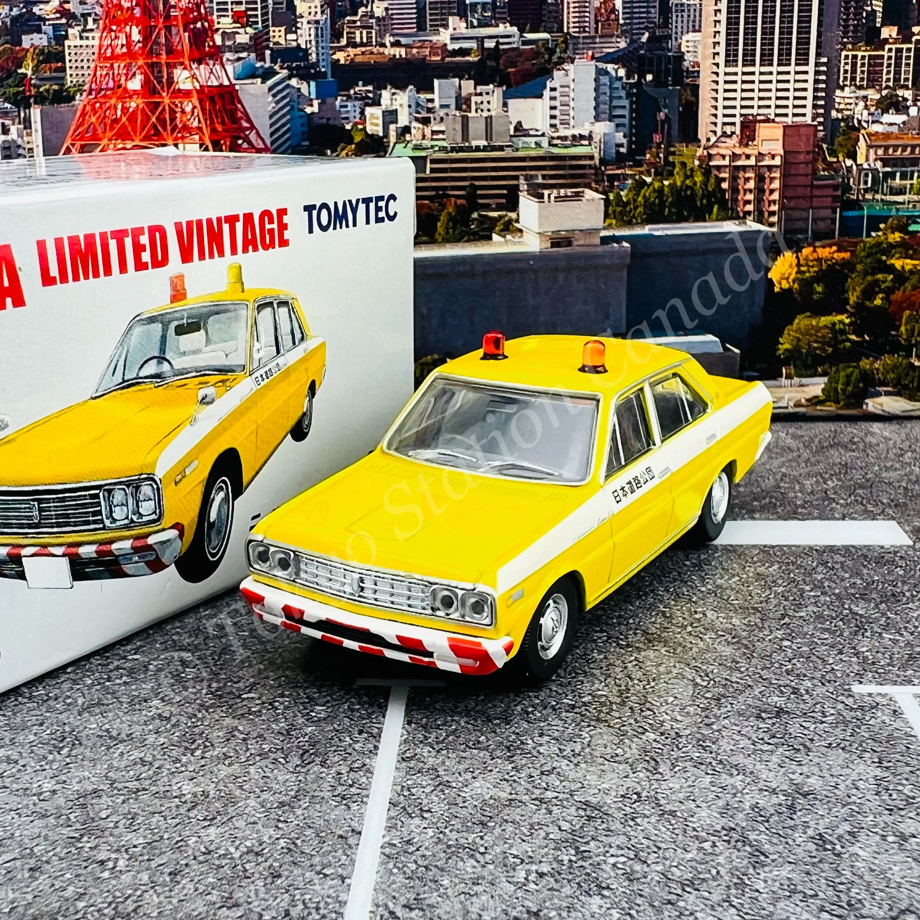 TOMYTEC TLV 1/64 NISSAN CEDRIC (Road Public Corporation Vehicle) lv-33a - Image 3