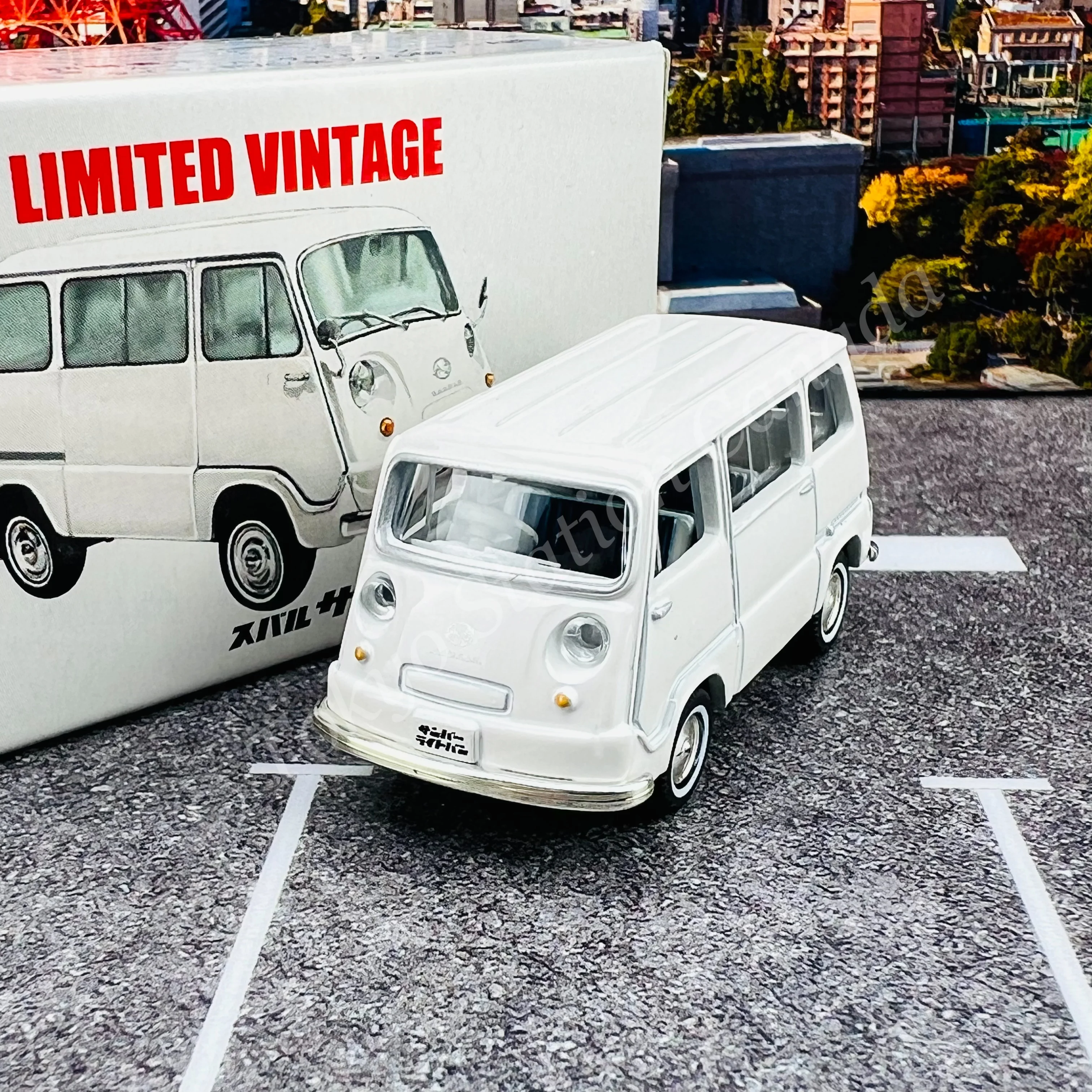 TOMYTEC TLV 1/64 SUBARU SAMBAR LV-27a - Image 3