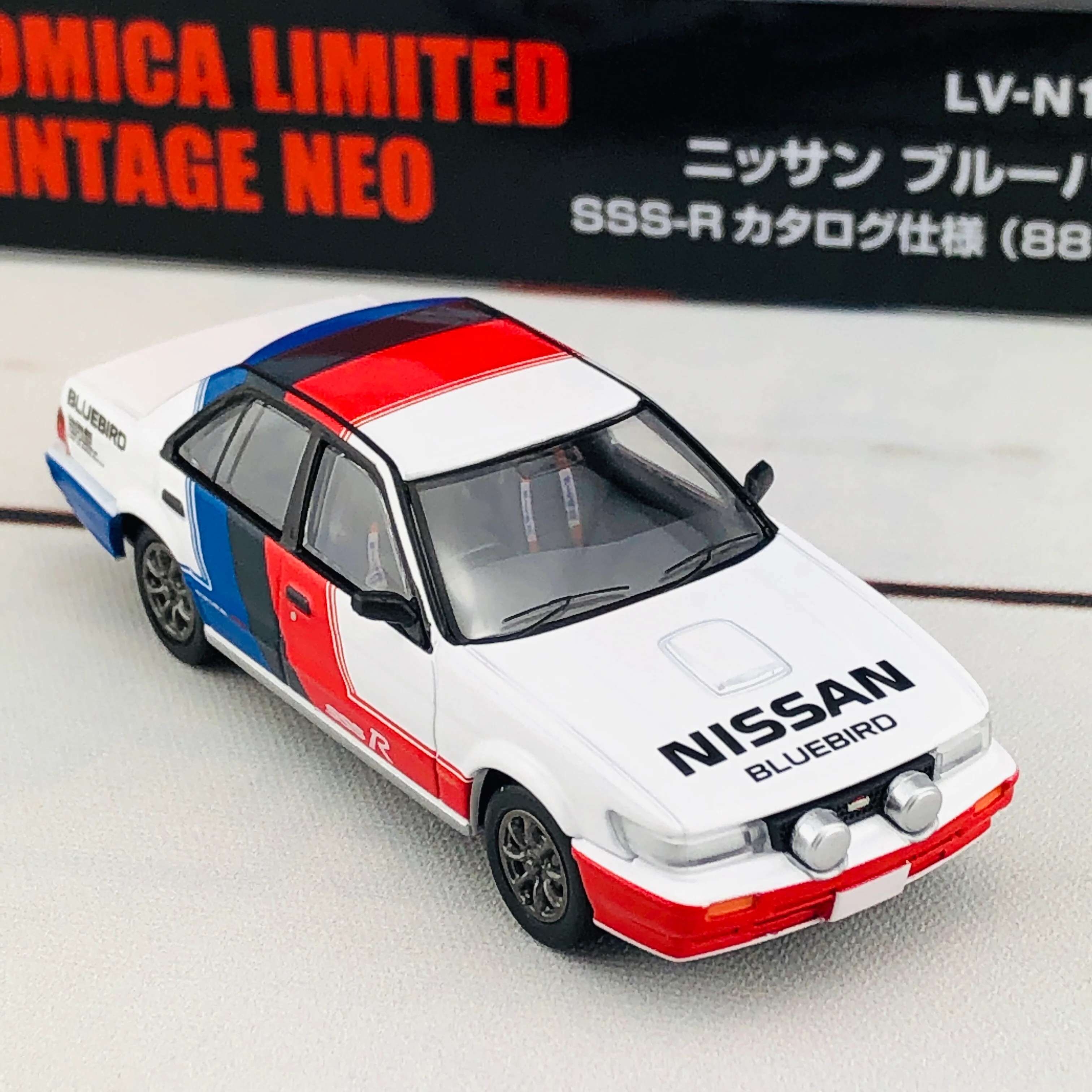 Tomytec TLV Nissan Bluebird SSS-R LV-N185a - Image 5