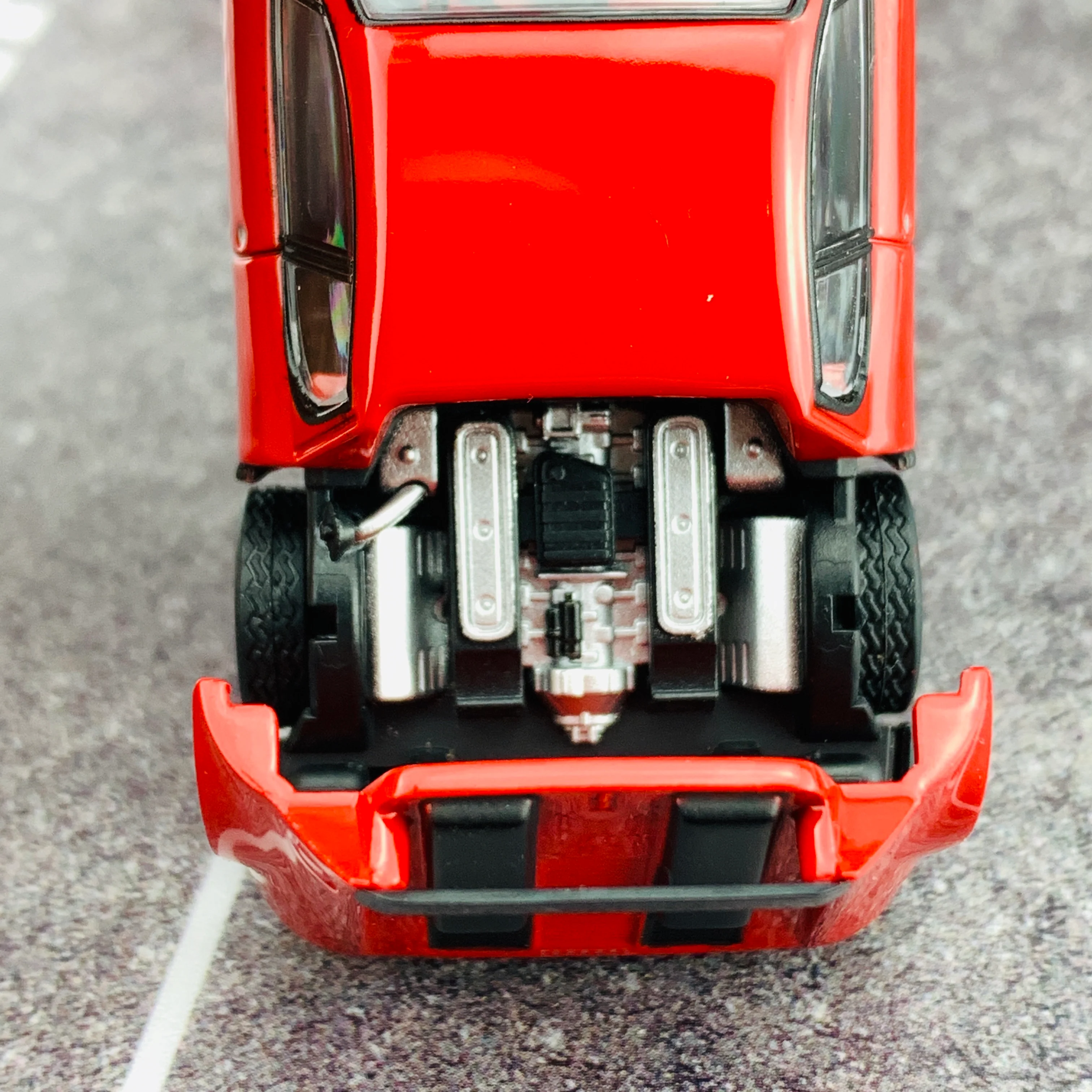 Tomytec Tomica Limited Vintage Neo 1/64 Ferrari 365 GT4 BB Berlinetta Boxer (RED) - Image 5