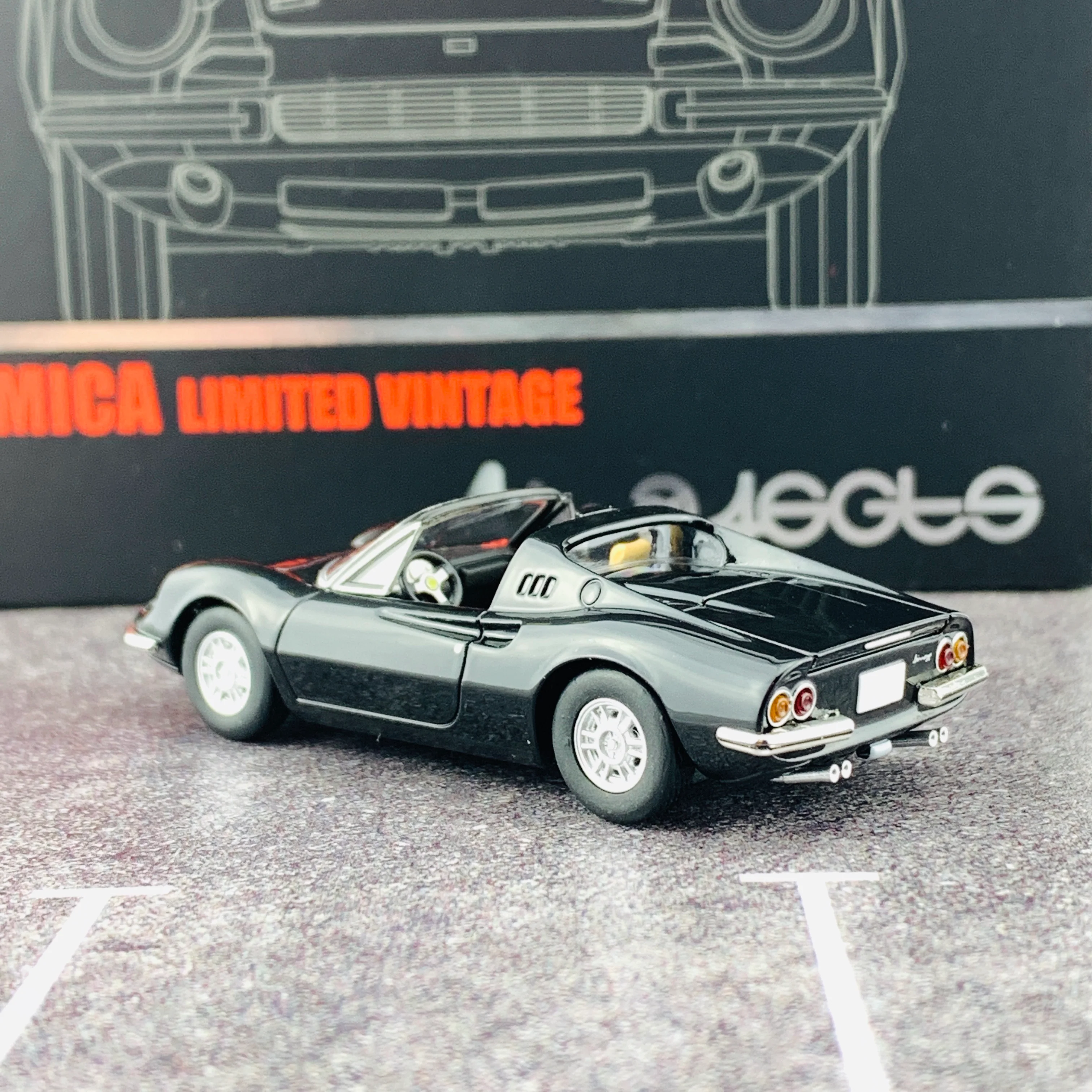Tomytec Tomica Limited Vintage Neo 1/64 Ferrari Dino 246 GTS (BLACK) 4543736306207 - Image 4