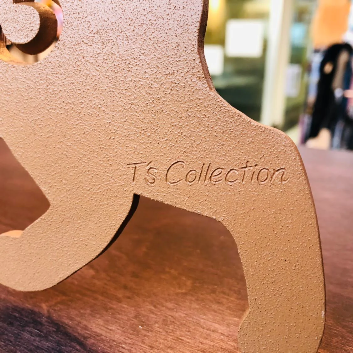 T's Collection Handmade Polyresin Silhouette Walking Cat Brown Clock CL-80 - Image 4